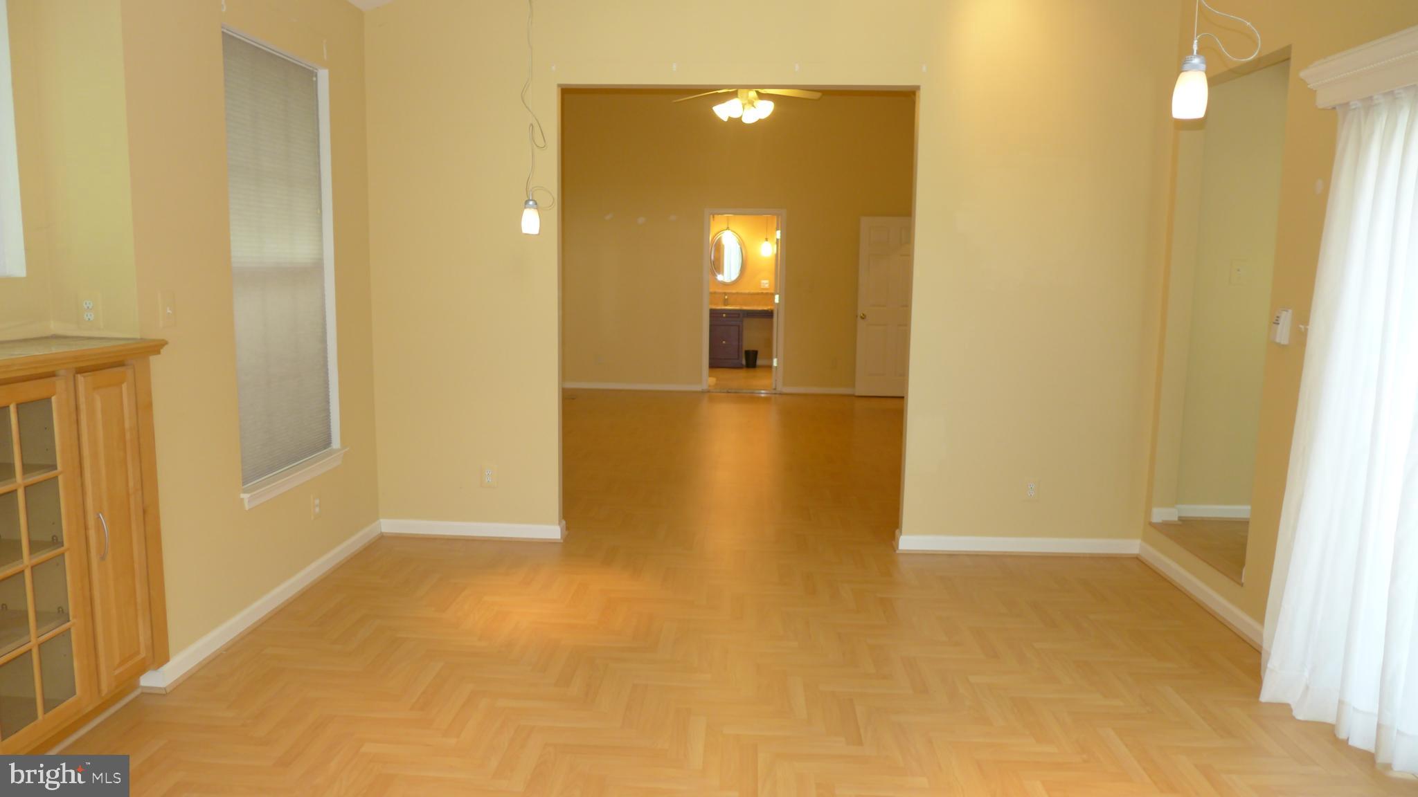 VINEYARD OAK - Residential Lease