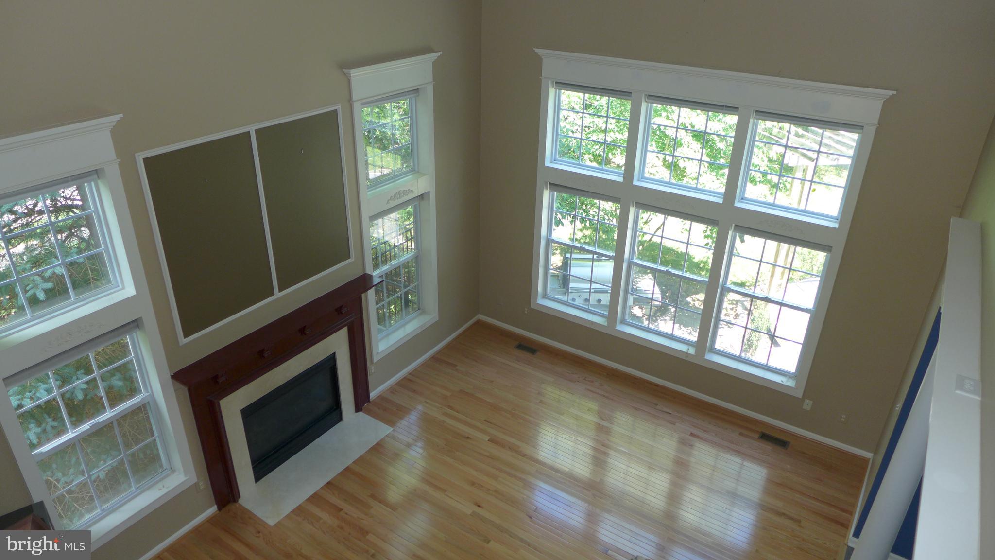 VINEYARD OAK - Residential Lease