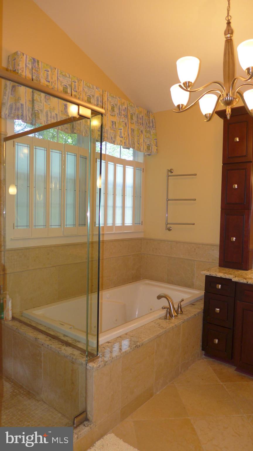 VINEYARD OAK - Residential Lease