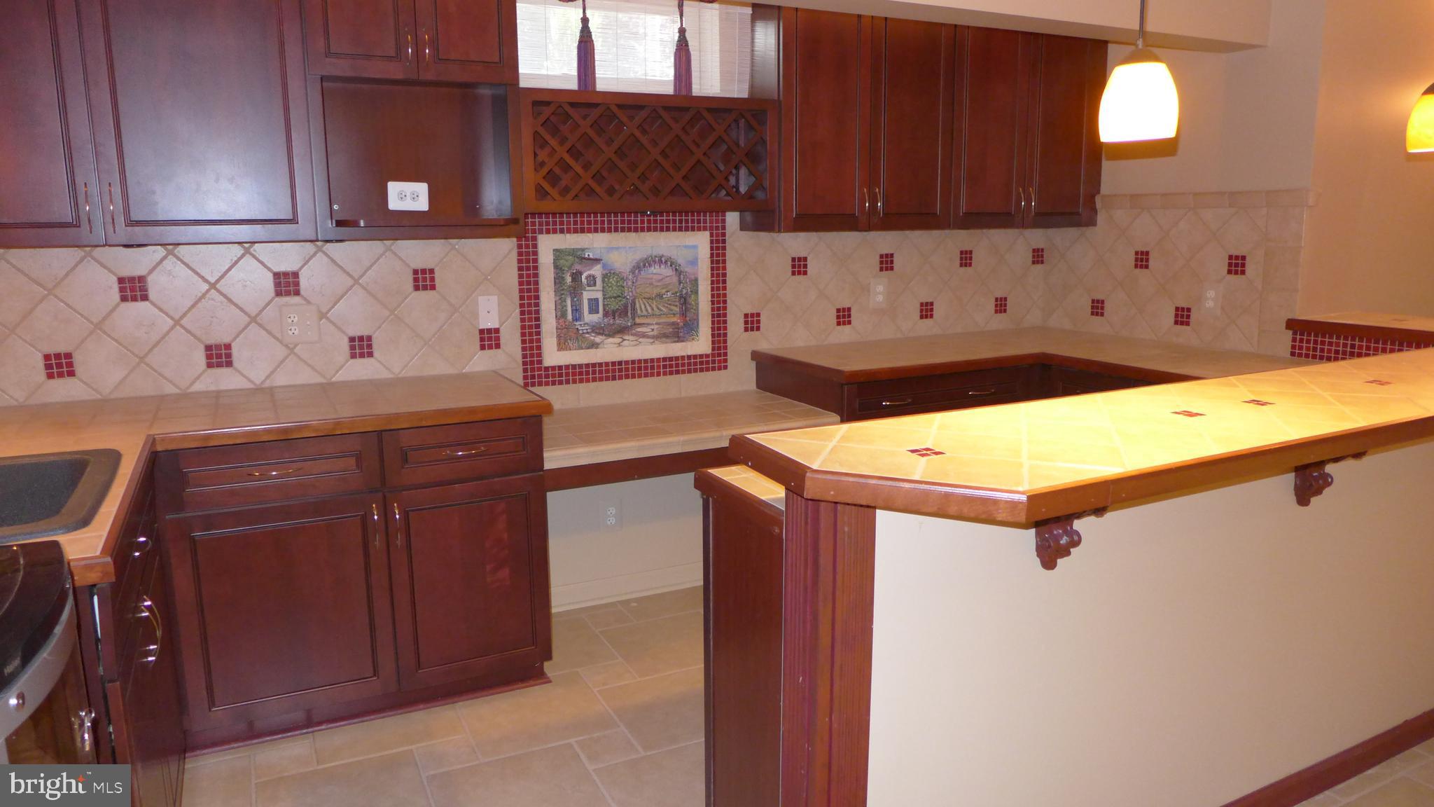 VINEYARD OAK - Residential Lease