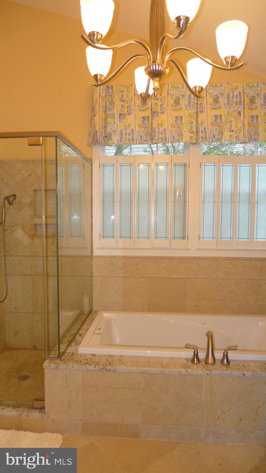 VINEYARD OAK - Residential Lease