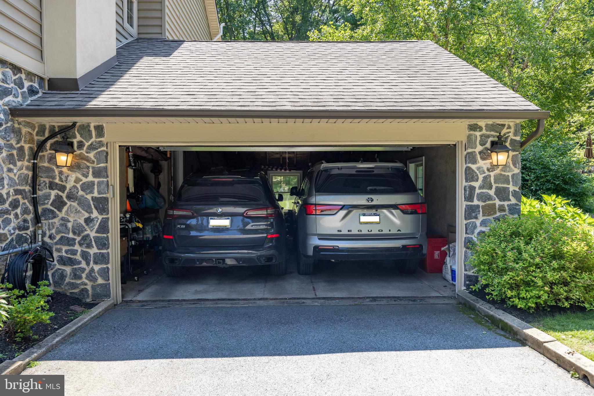 DEEPDALE - Residential