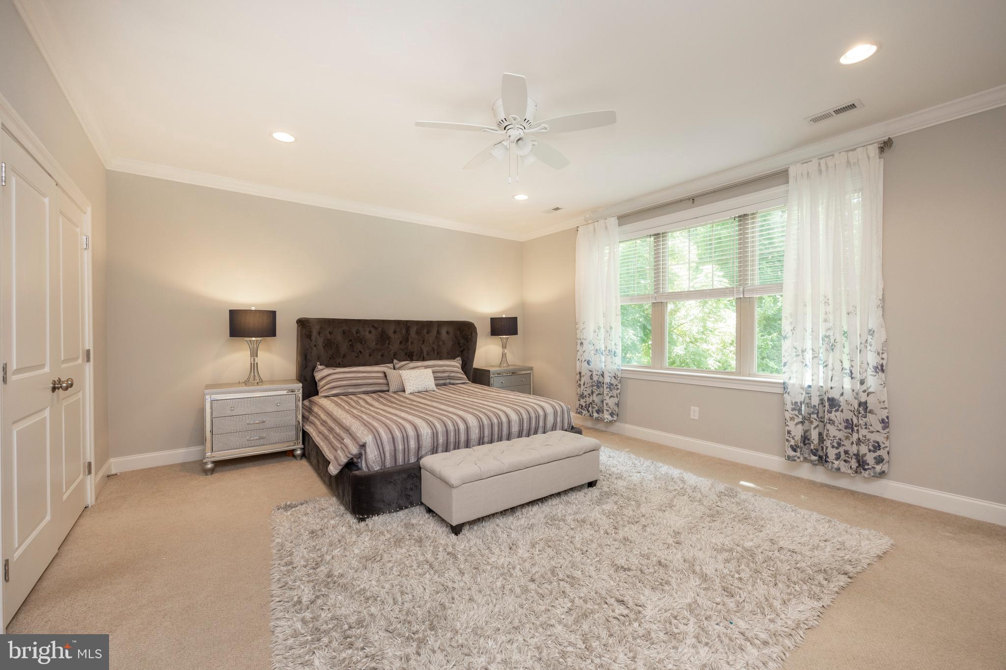 DEEPDALE - Residential