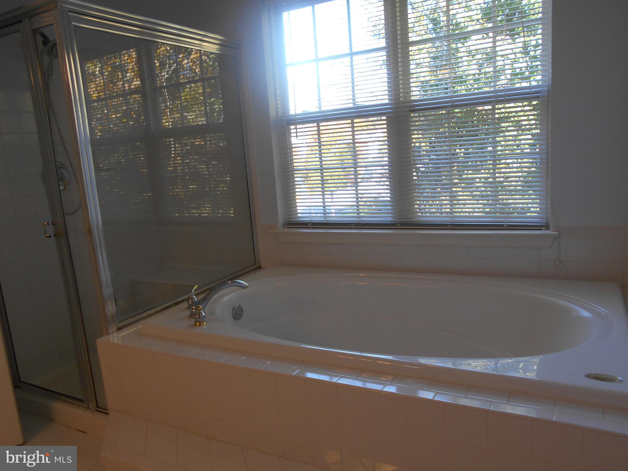 RUSSETT - Residential Lease