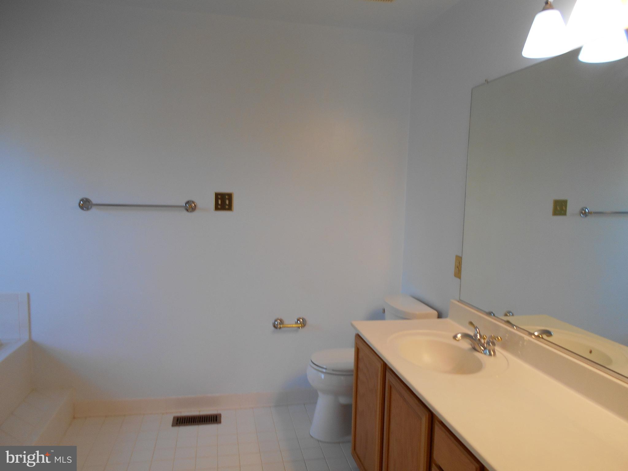 RUSSETT - Residential Lease