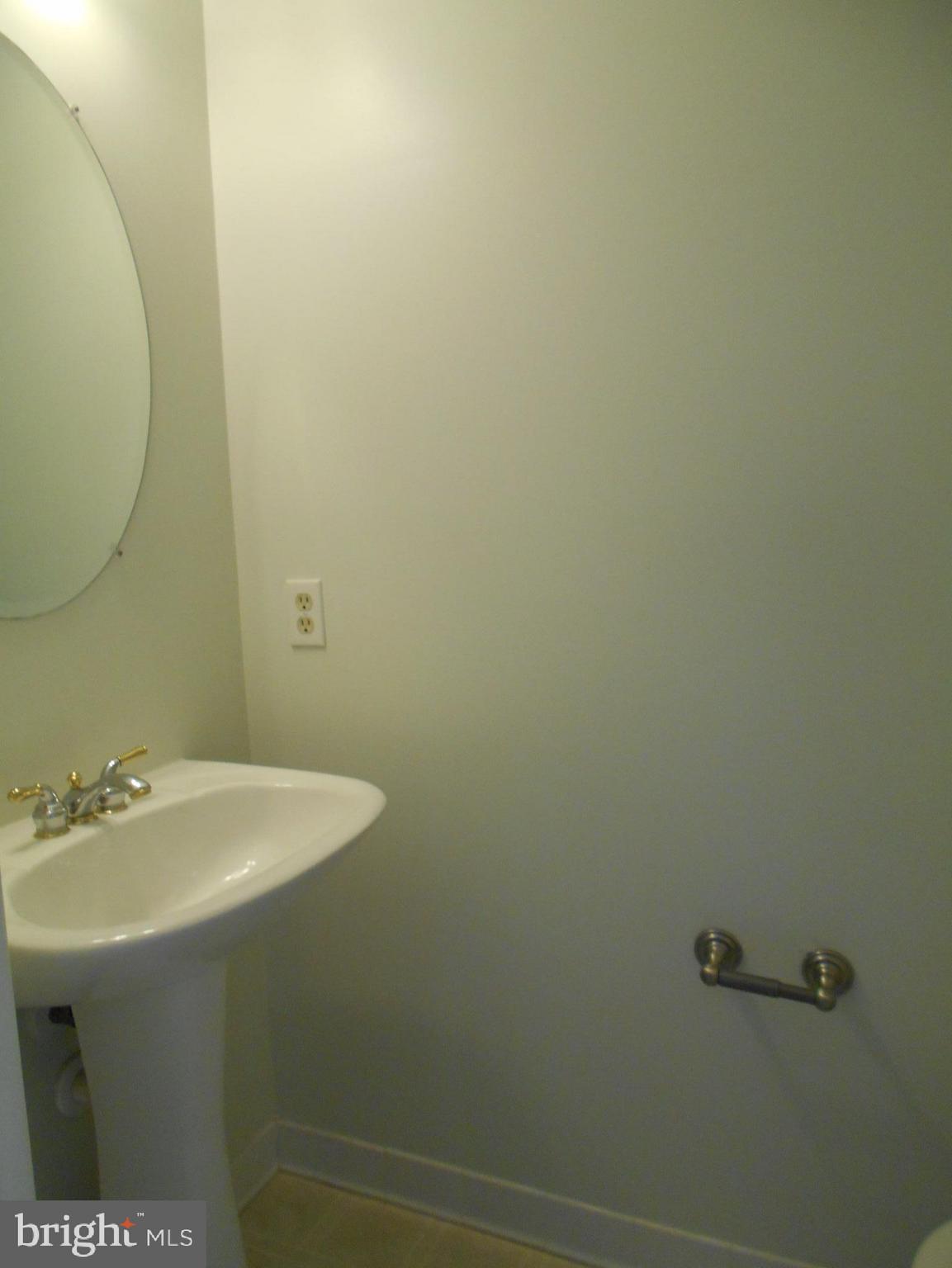 RUSSETT - Residential Lease