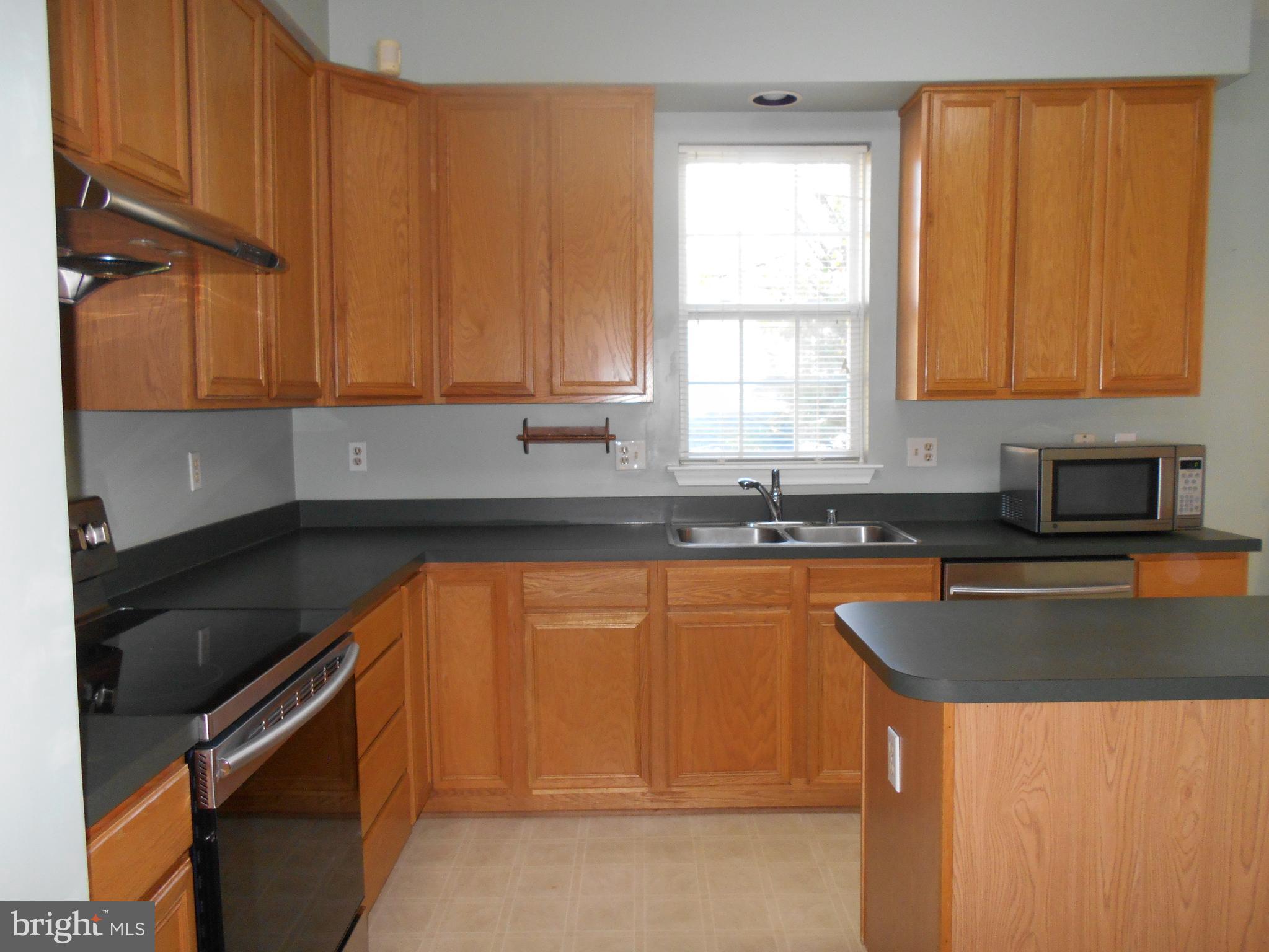 RUSSETT - Residential Lease