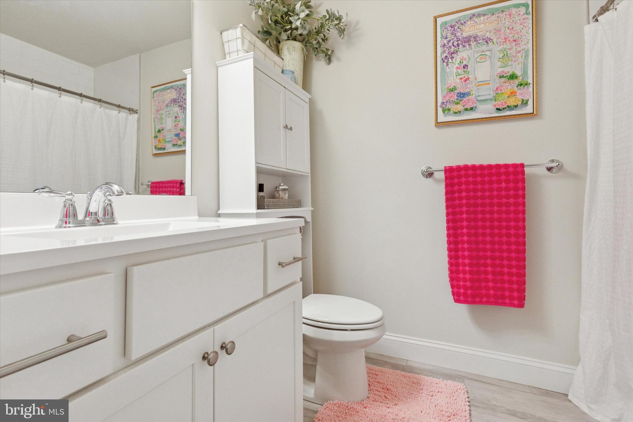 MERION POINTE - Residential