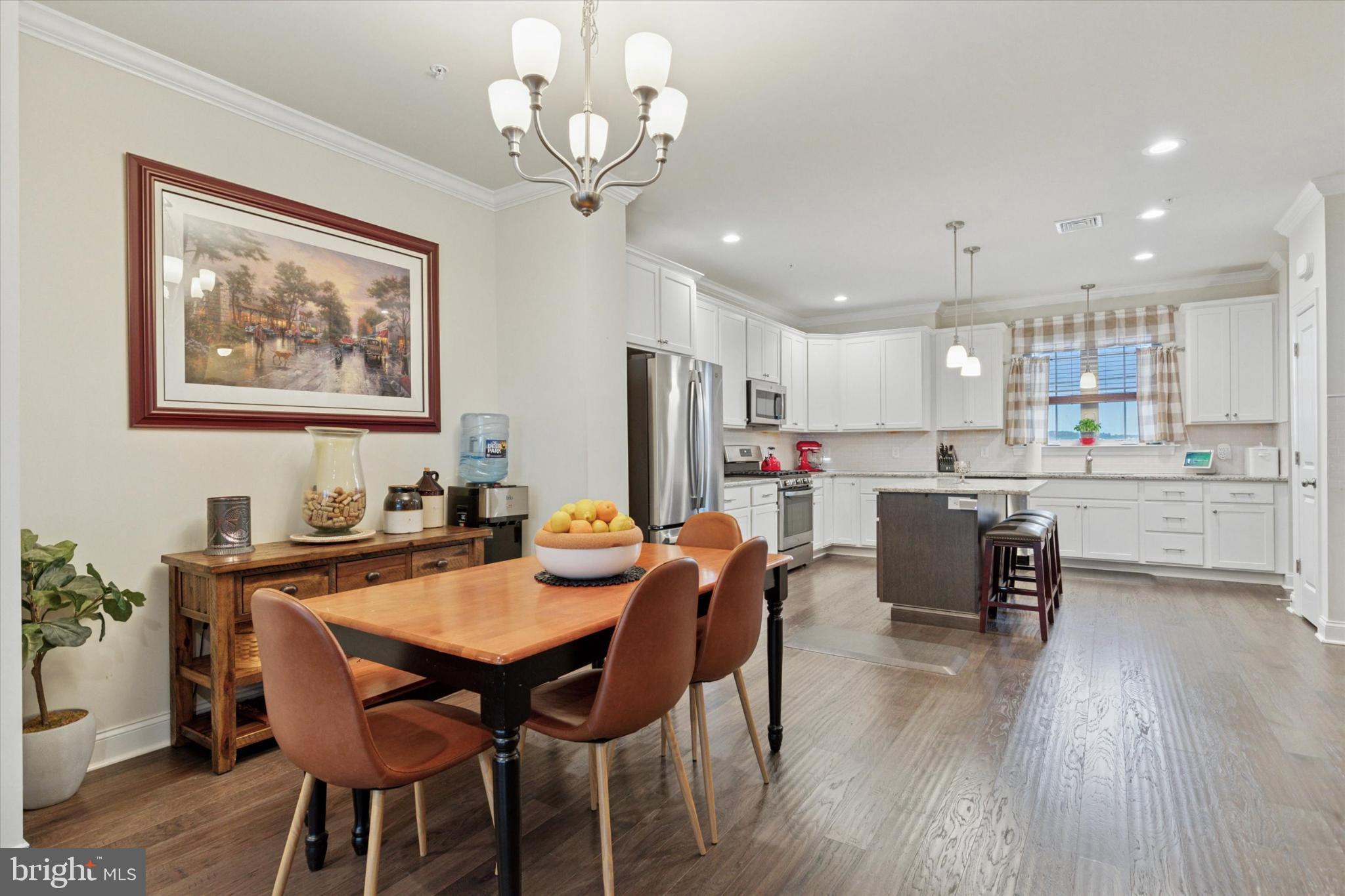 MERION POINTE - Residential