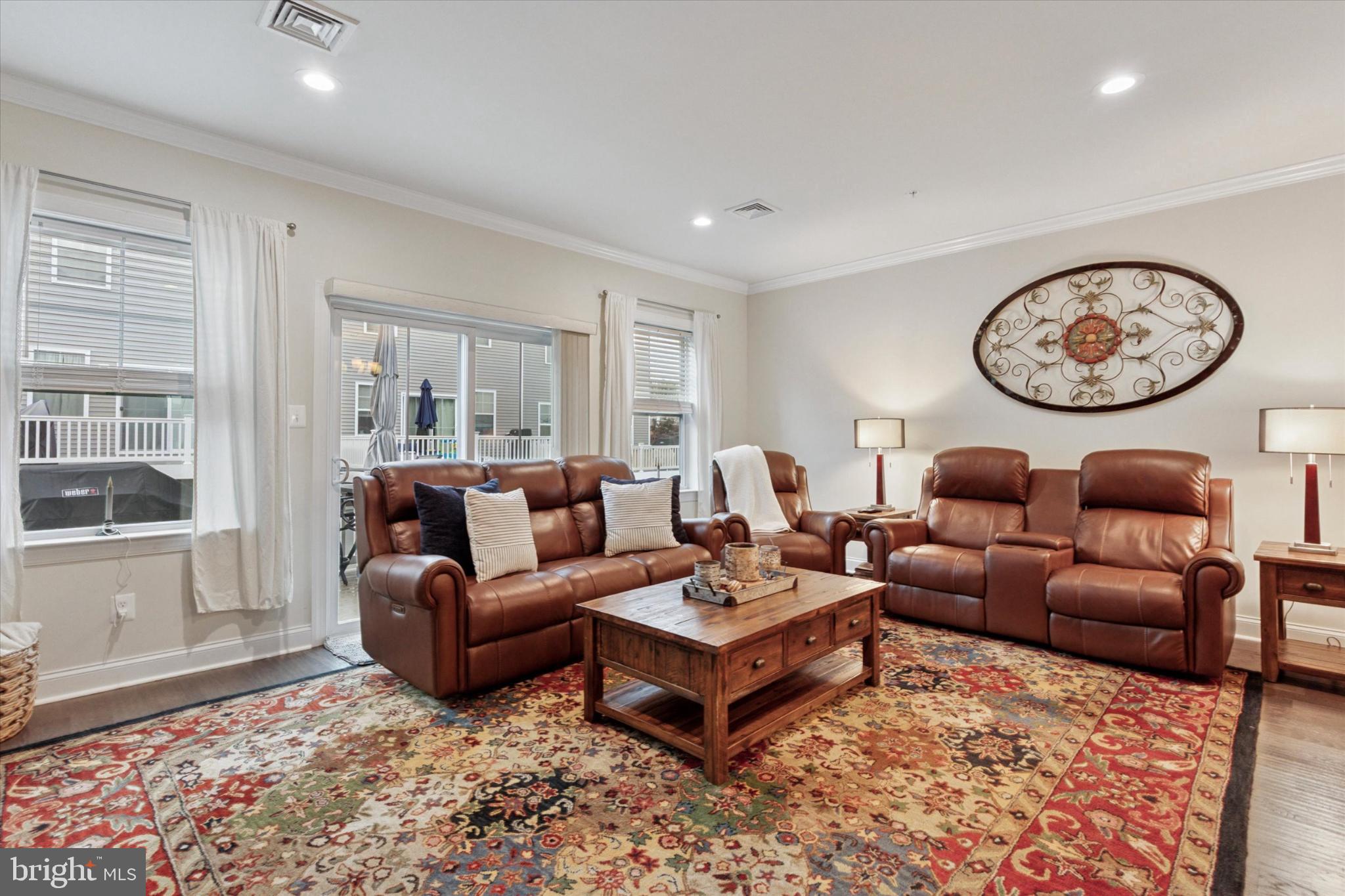 MERION POINTE - Residential