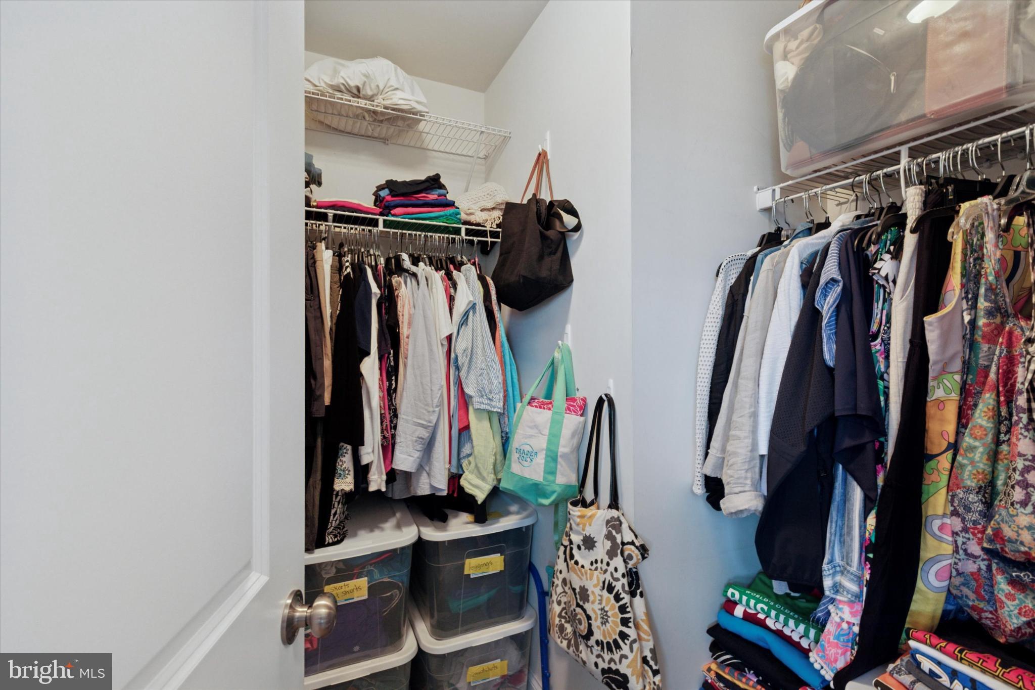 MERION POINTE - Residential