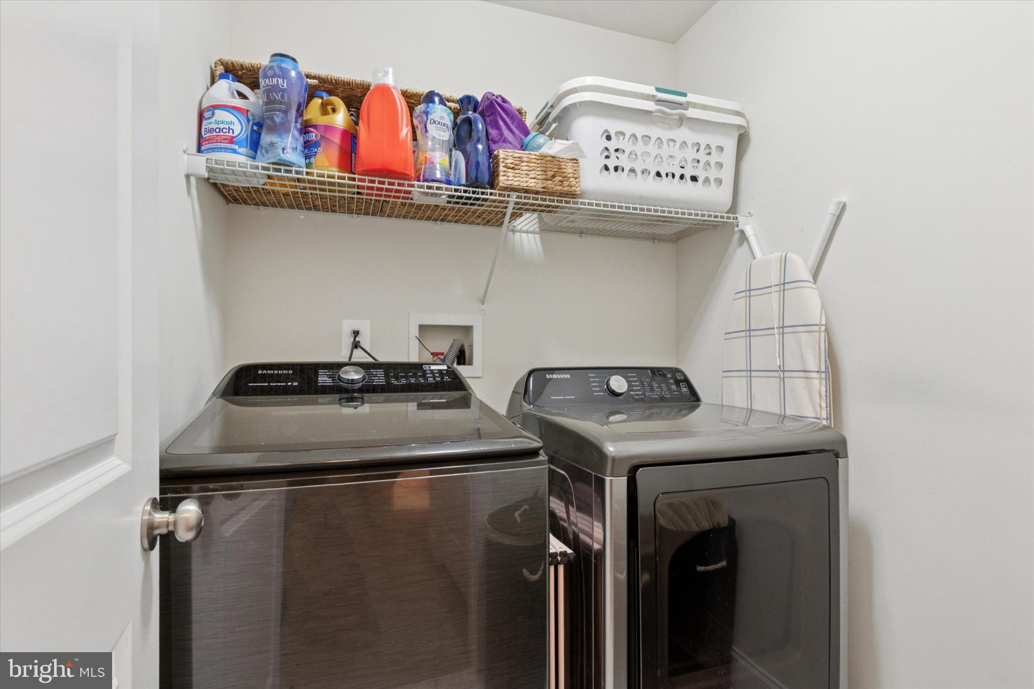 MERION POINTE - Residential