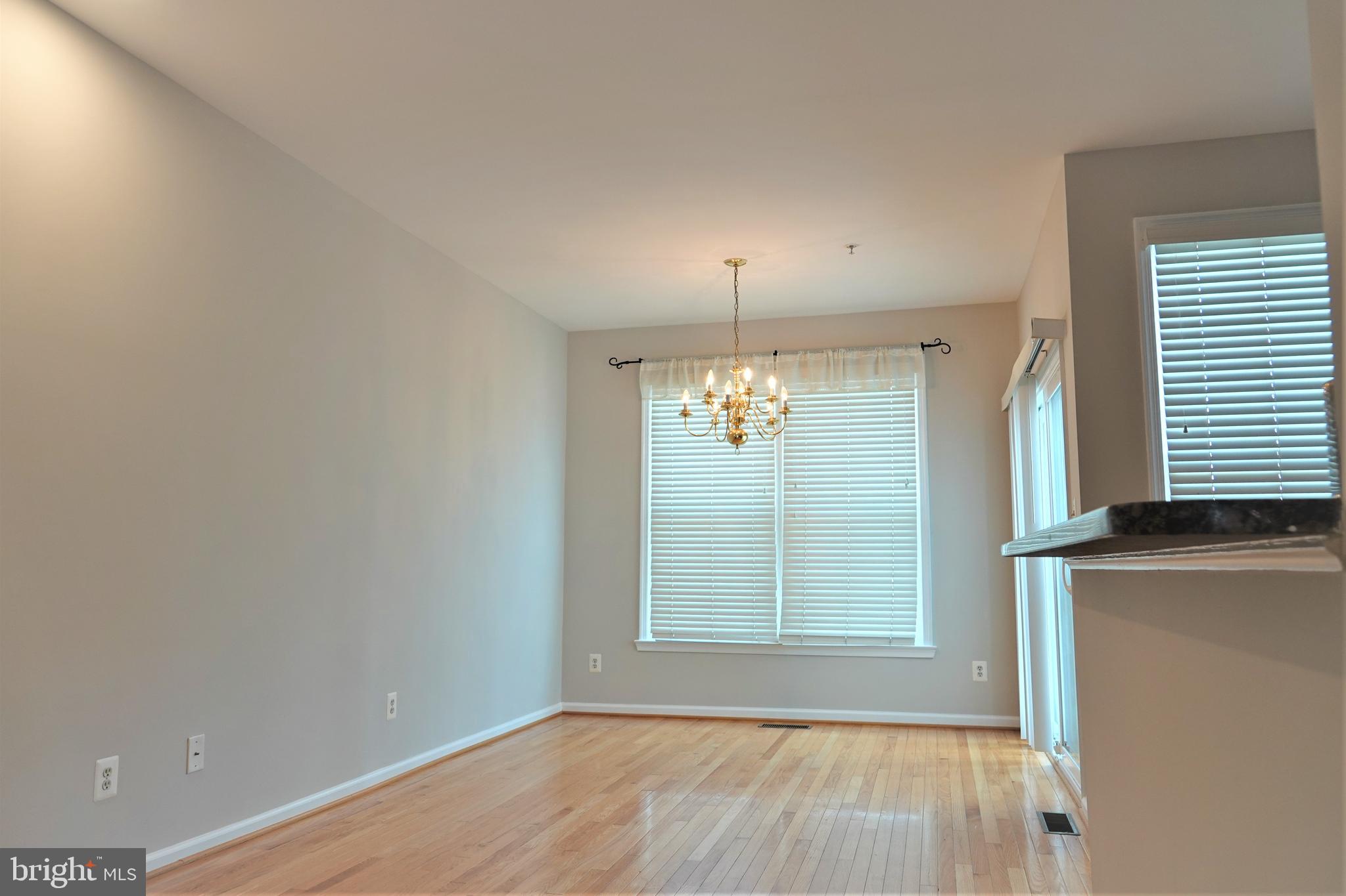 708 RESERVE CHAMPION DRIVE