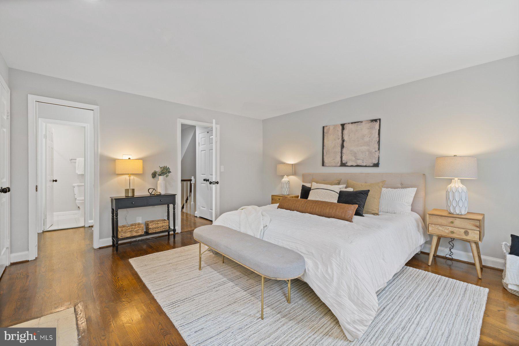 CANAL WAY - Residential