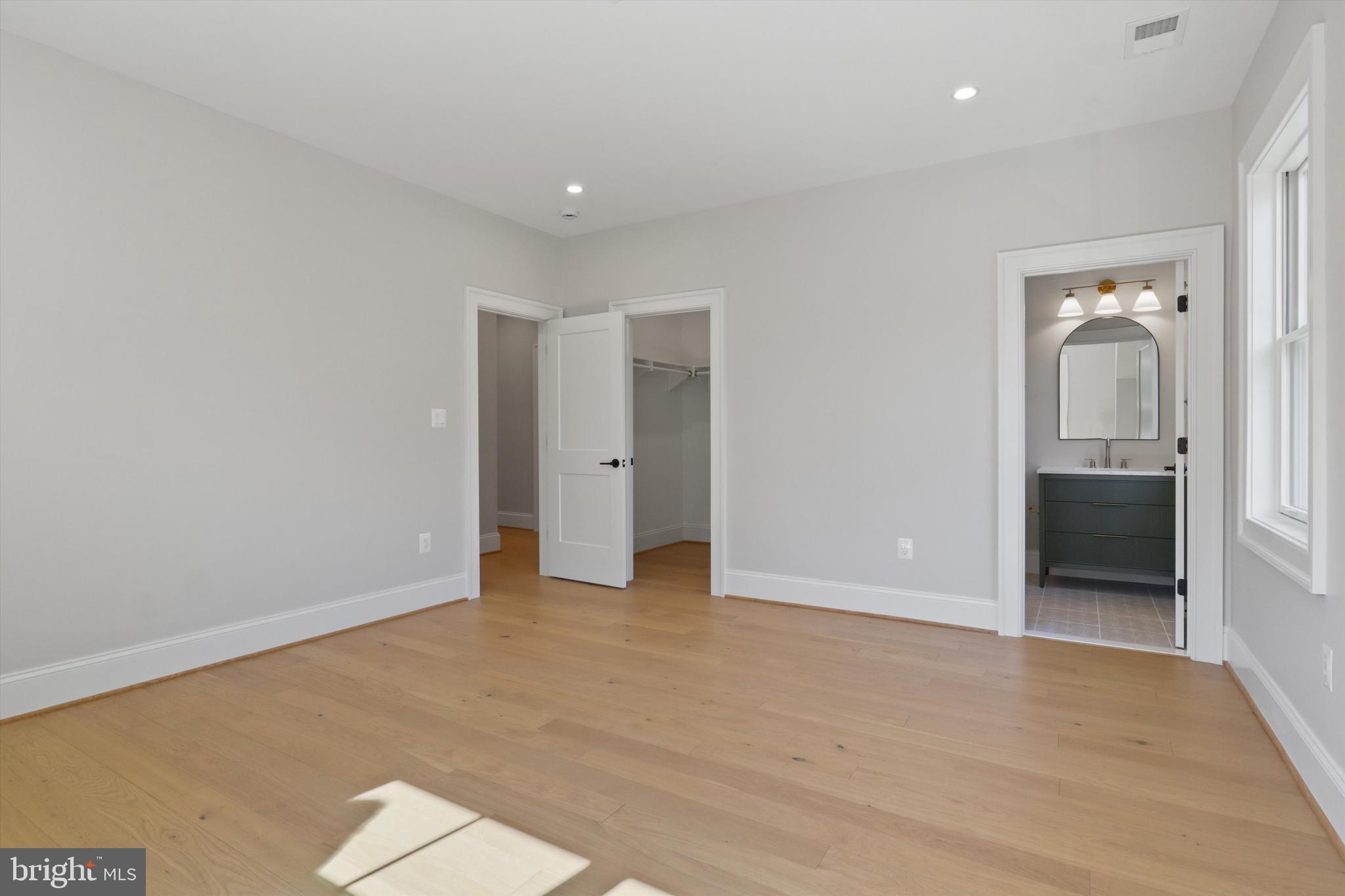 WOODMONT - Residential