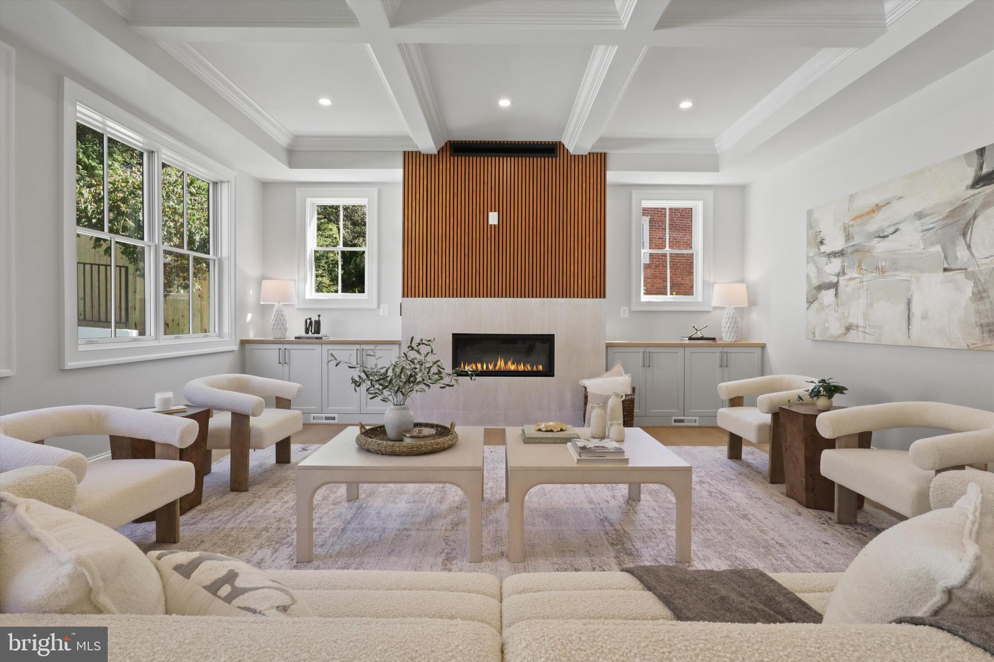 WOODMONT - Residential