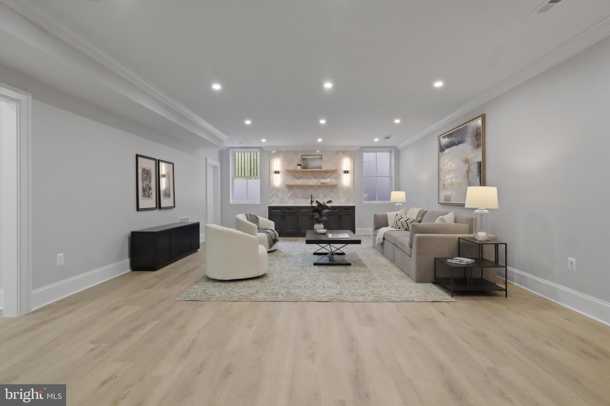 WOODMONT - Residential