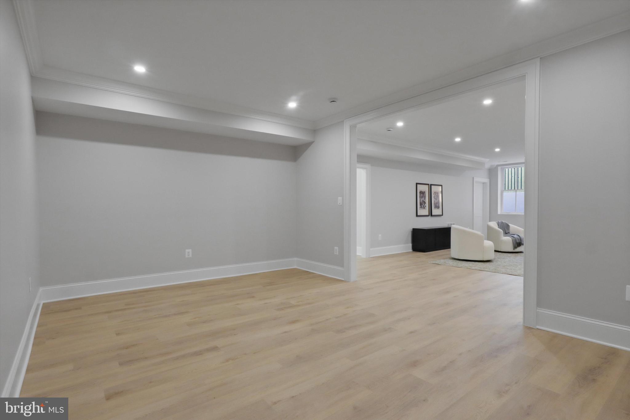 WOODMONT - Residential