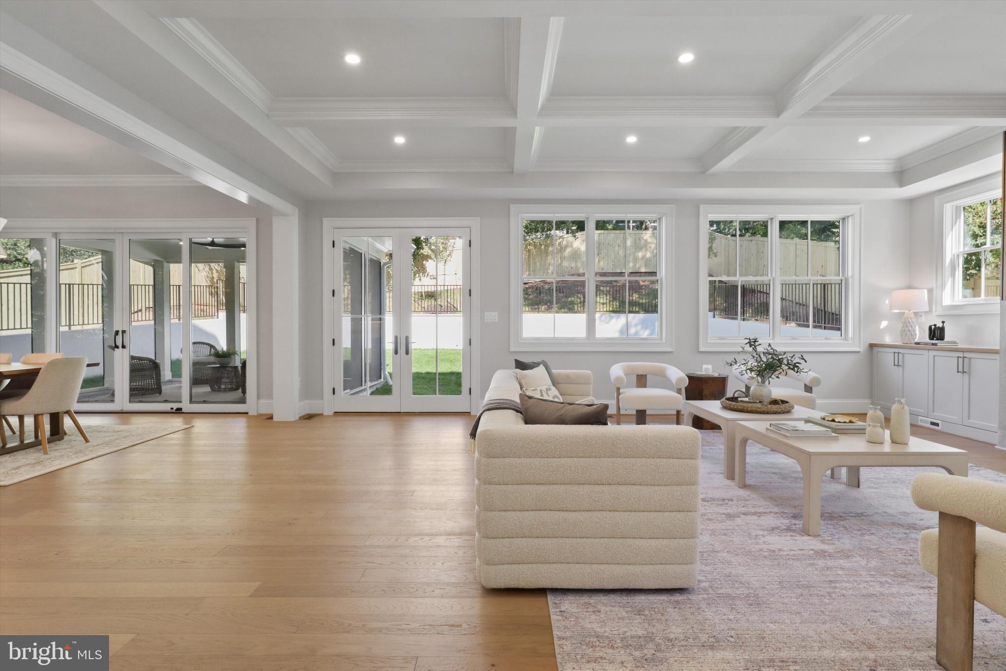 WOODMONT - Residential