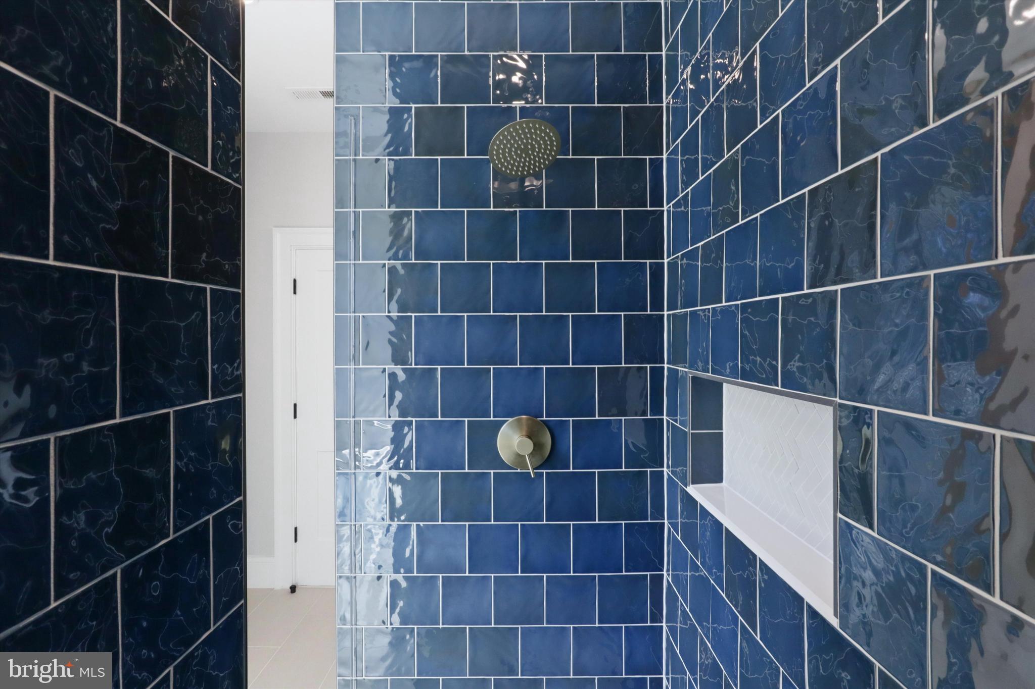 WOODMONT - Residential