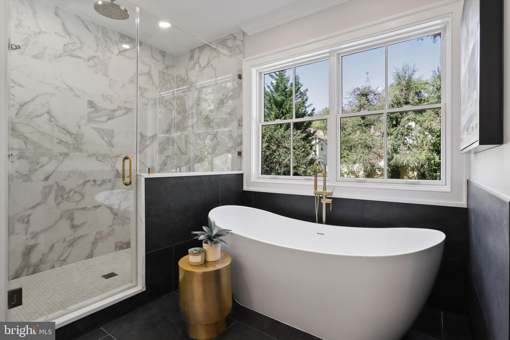 WOODMONT - Residential