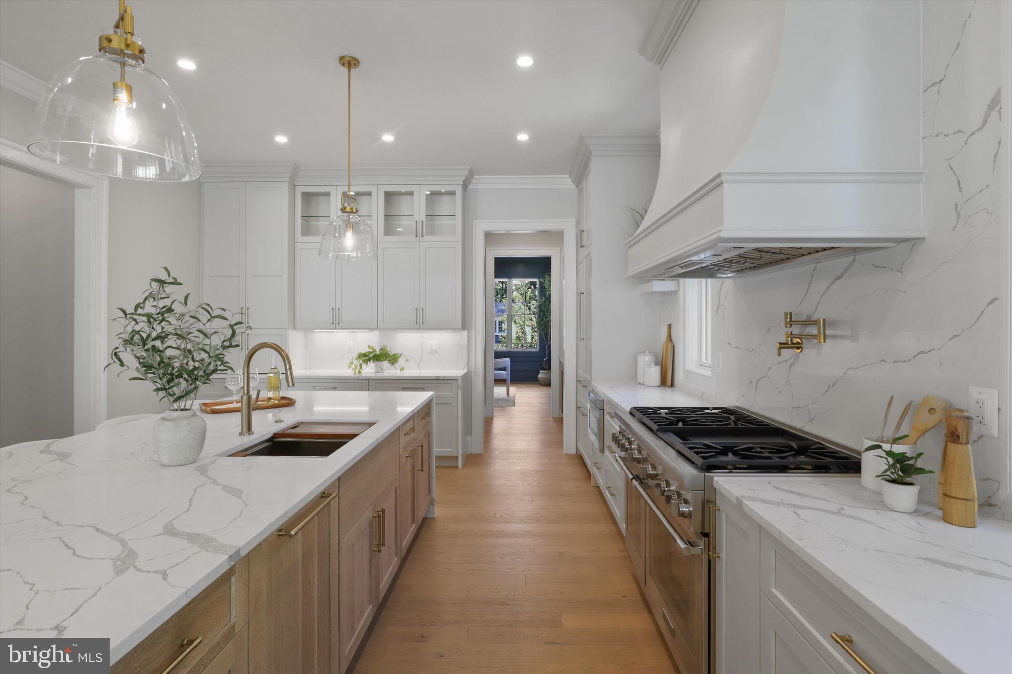 WOODMONT - Residential