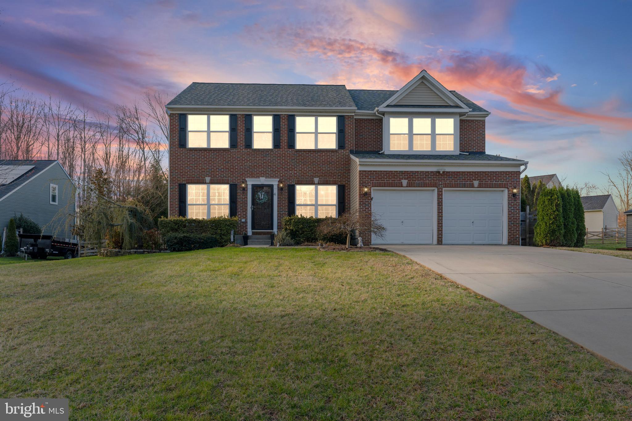 4 MORNING DOVE COURT