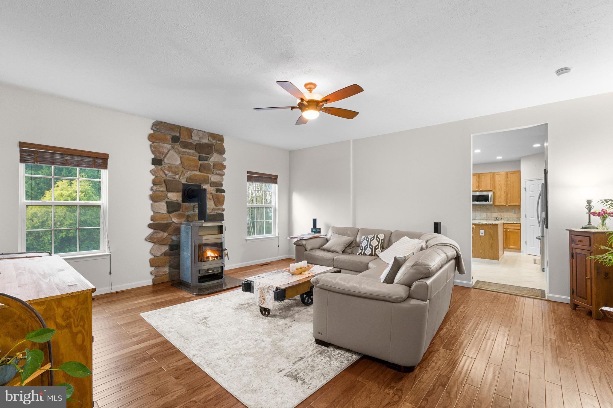 4 MORNING DOVE COURT