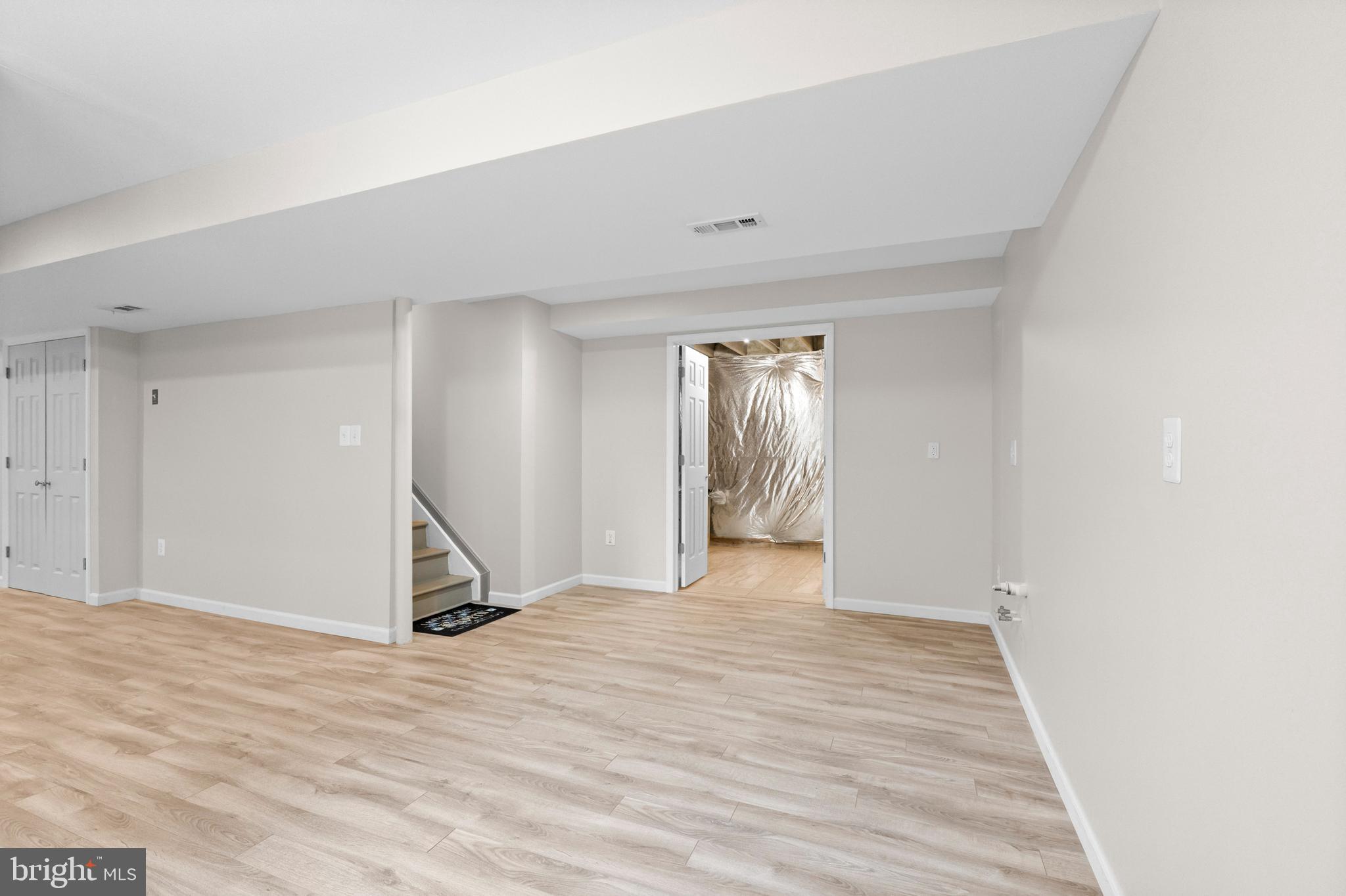 WINDEMERE - Residential