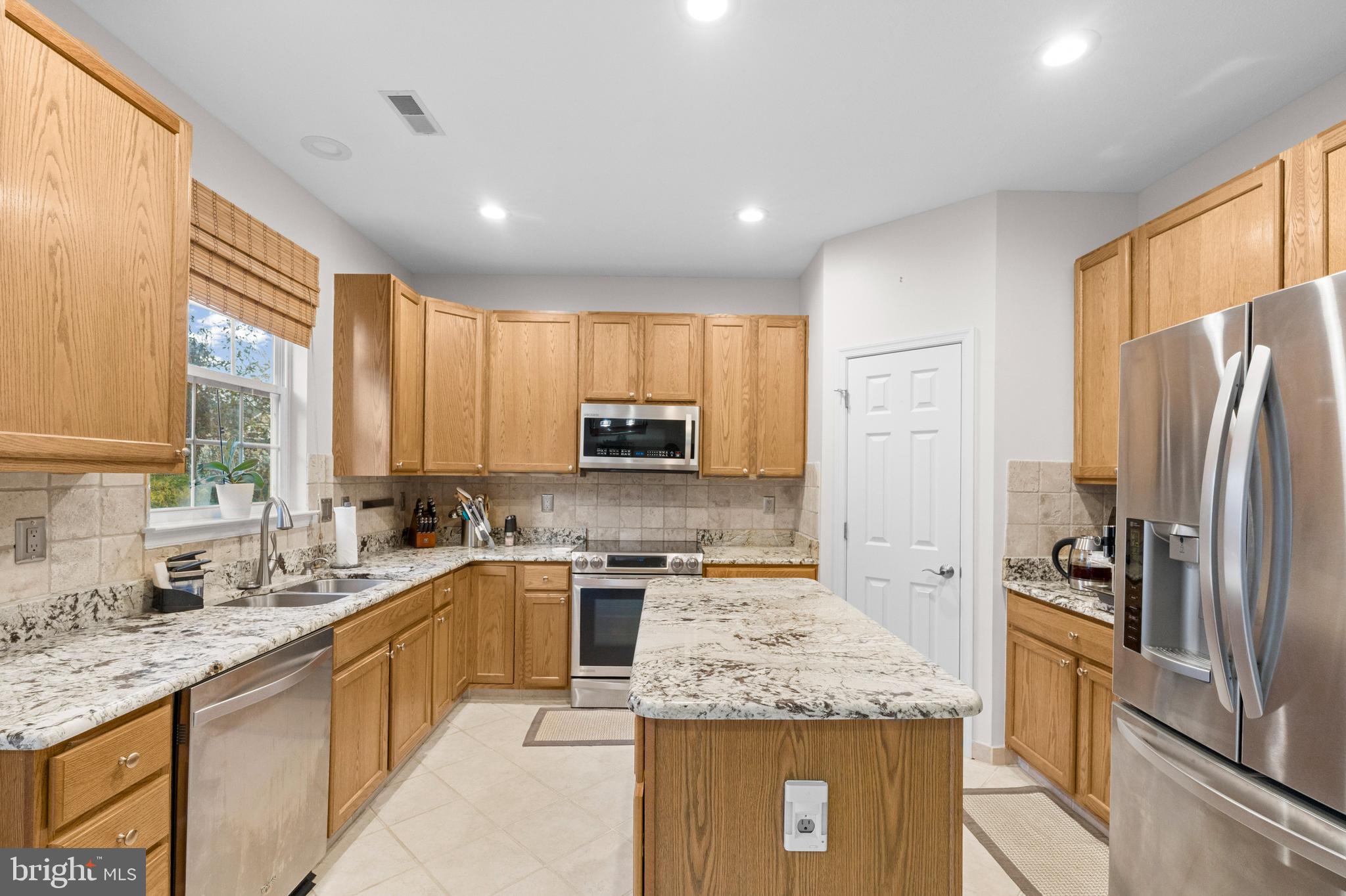 4 MORNING DOVE COURT