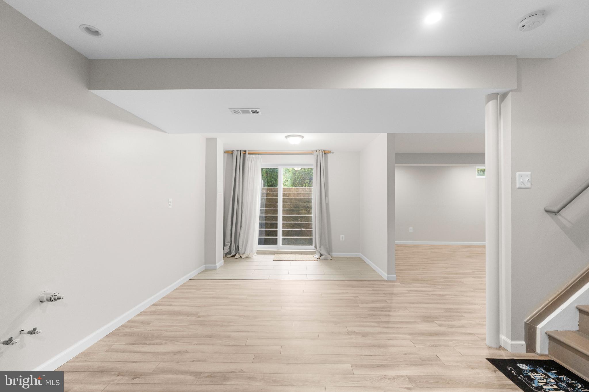 WINDEMERE - Residential