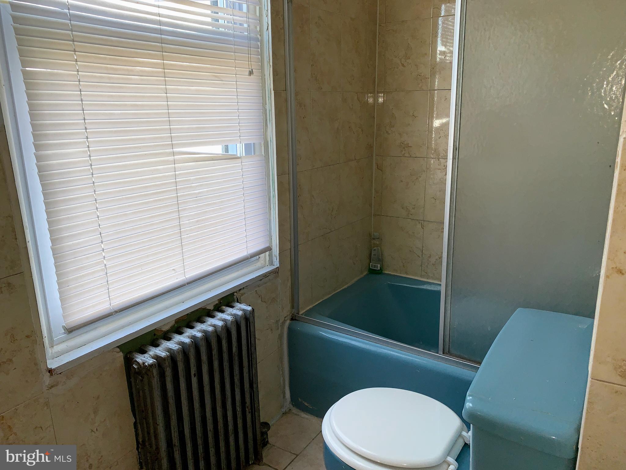 PORT RICHMOND - Residential Lease