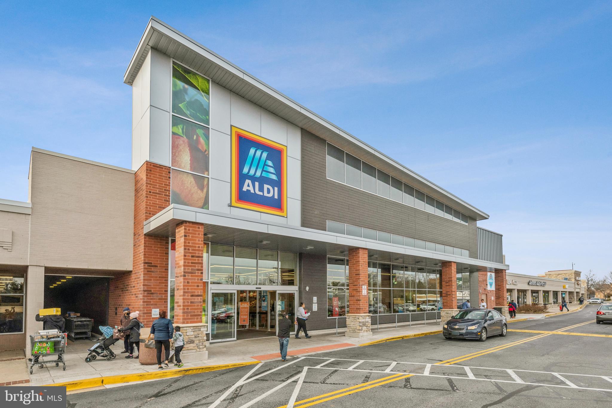 MONTGOMERY VILLAGE - Residential