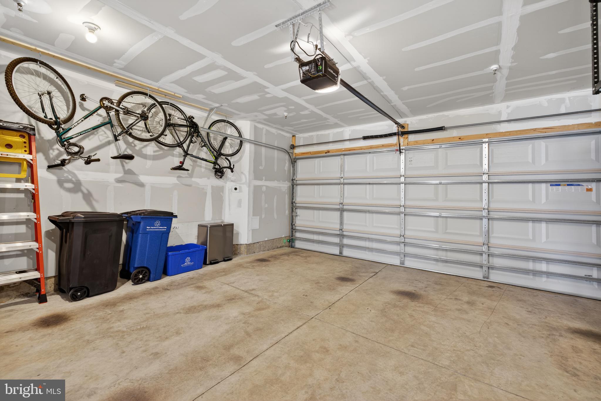 MONTGOMERY VILLAGE - Residential