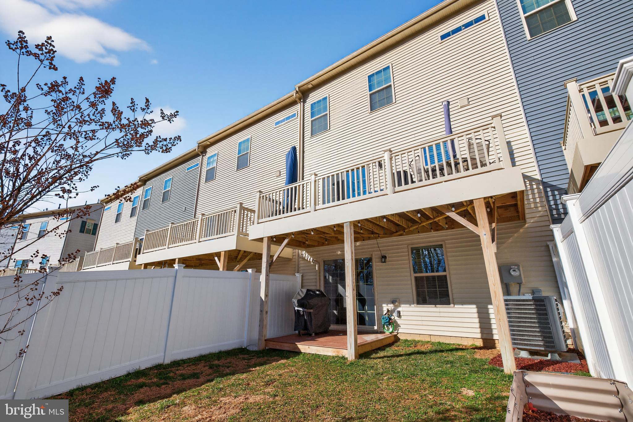 MONTGOMERY VILLAGE - Residential