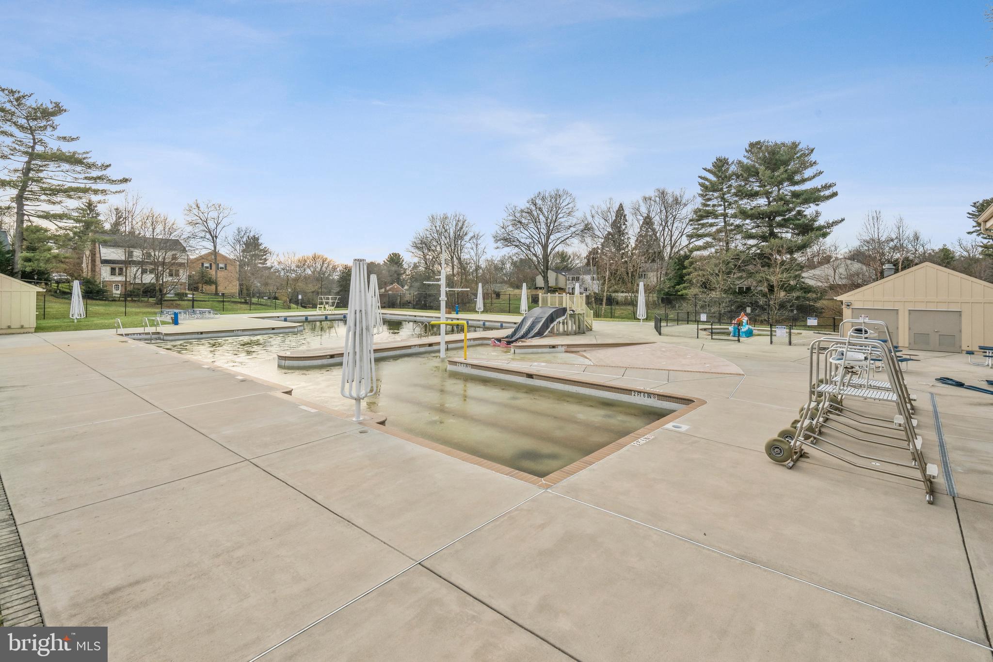 MONTGOMERY VILLAGE - Residential