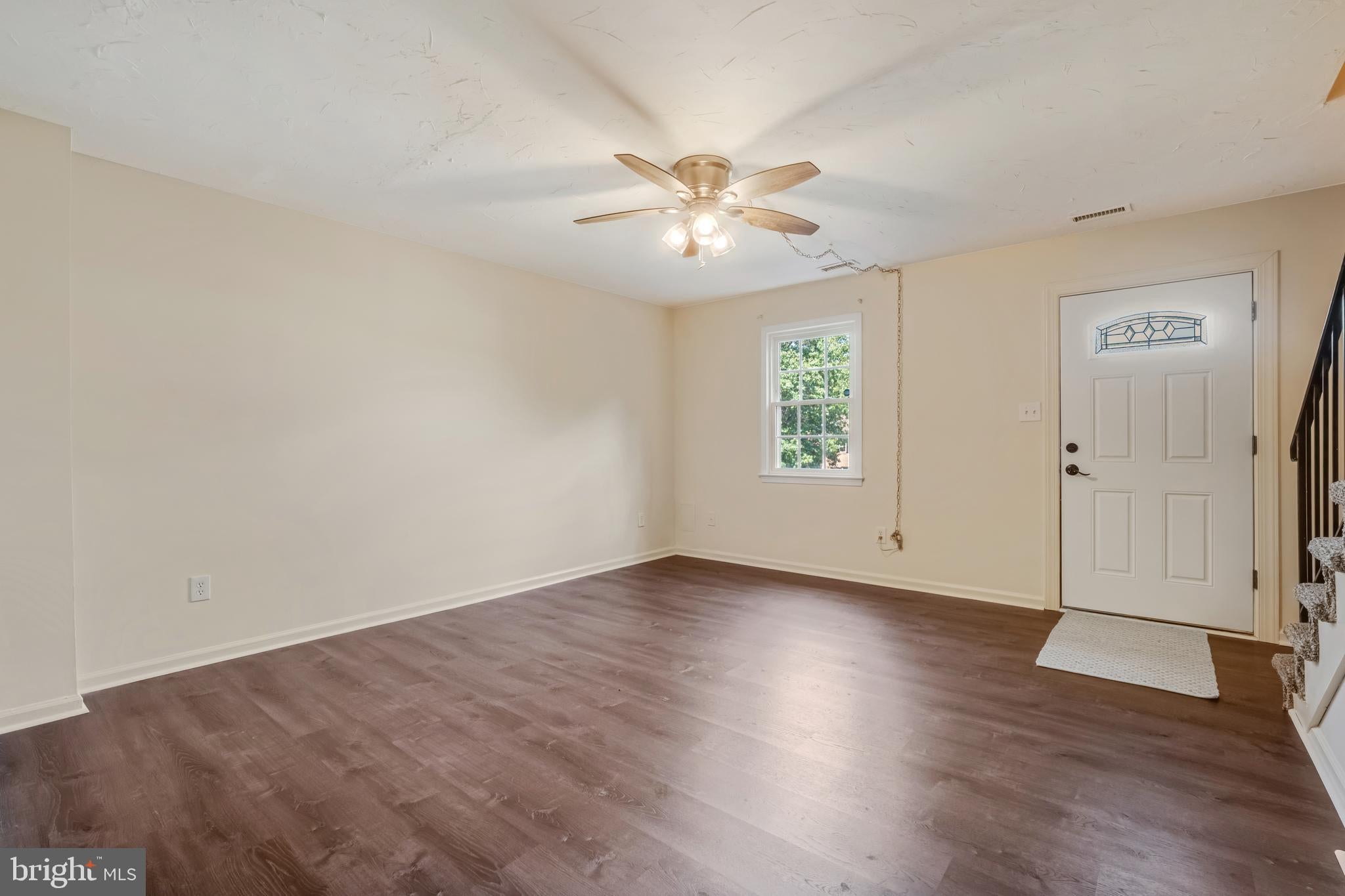 5 BENTLEY COURT