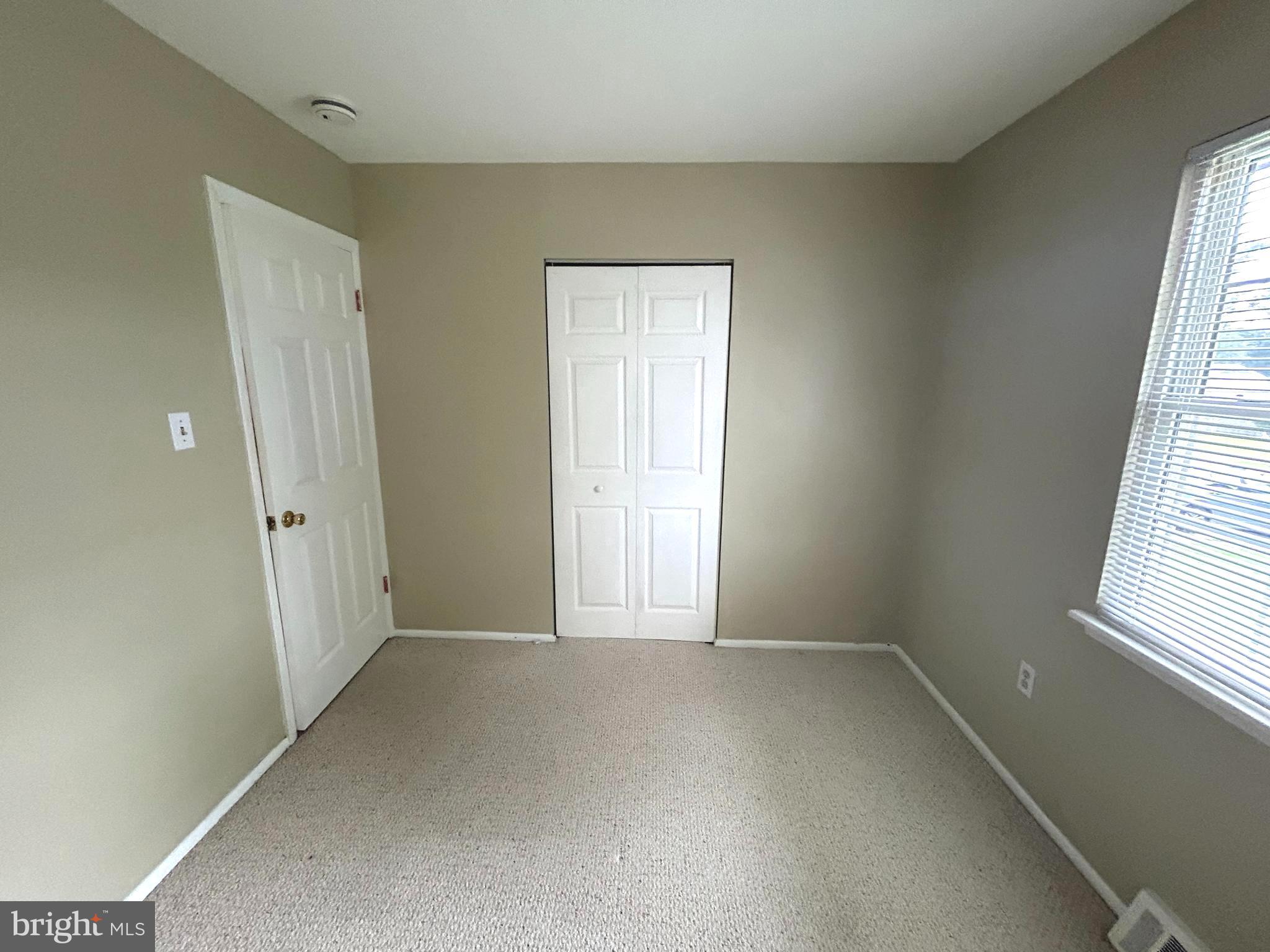 SUBURBIA - Residential Lease