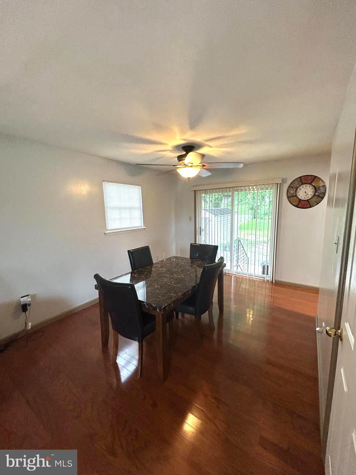 SUBURBIA - Residential Lease