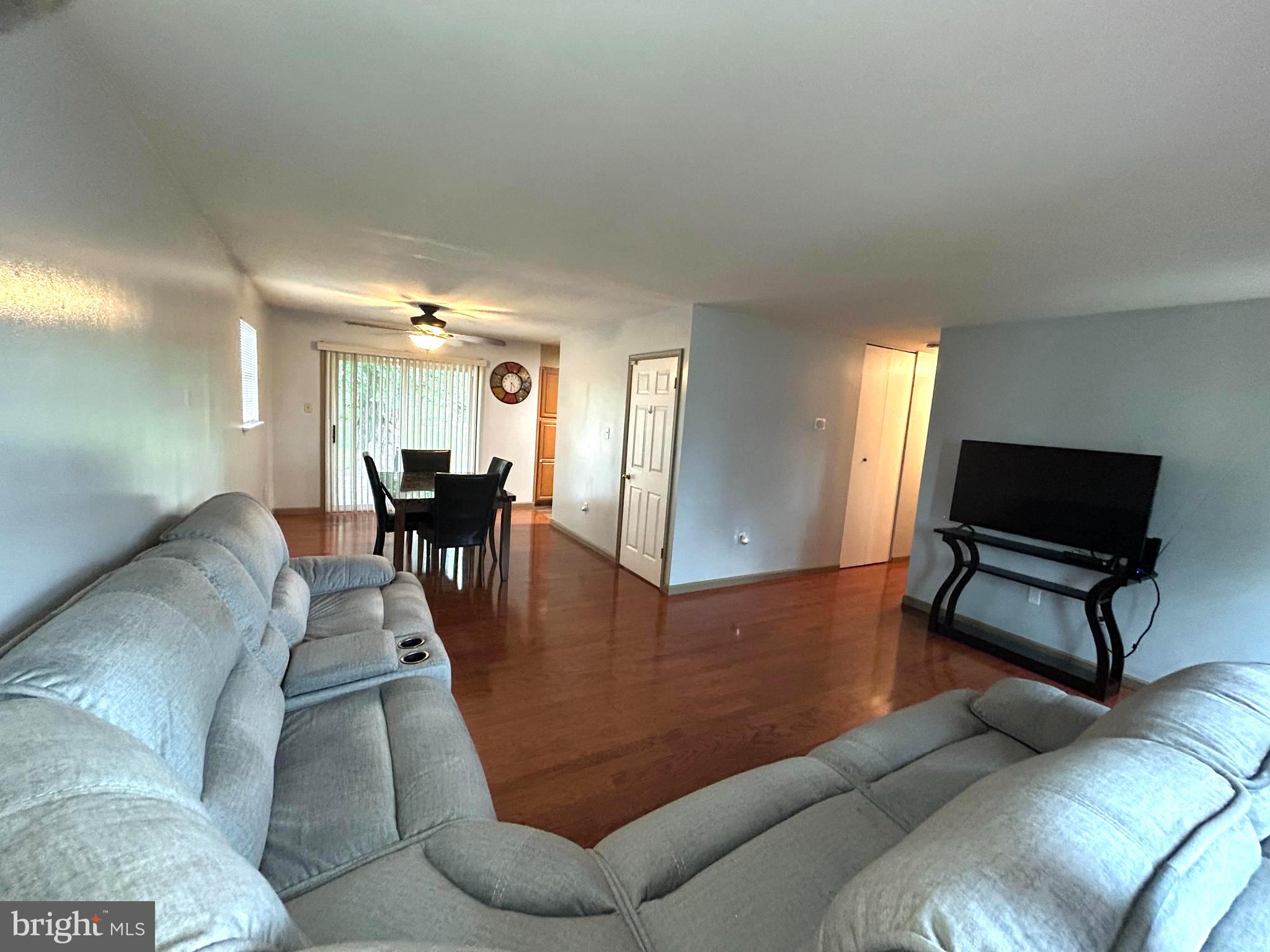 SUBURBIA - Residential Lease