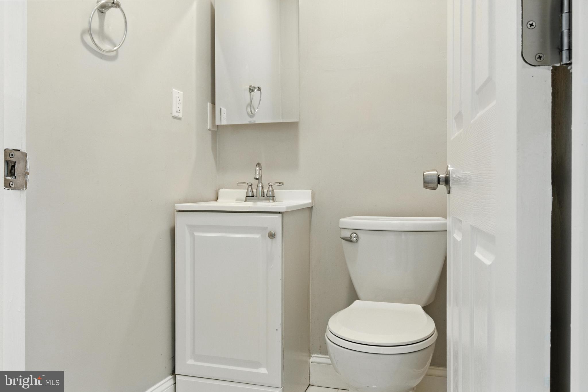 KENSINGTON - Residential Lease