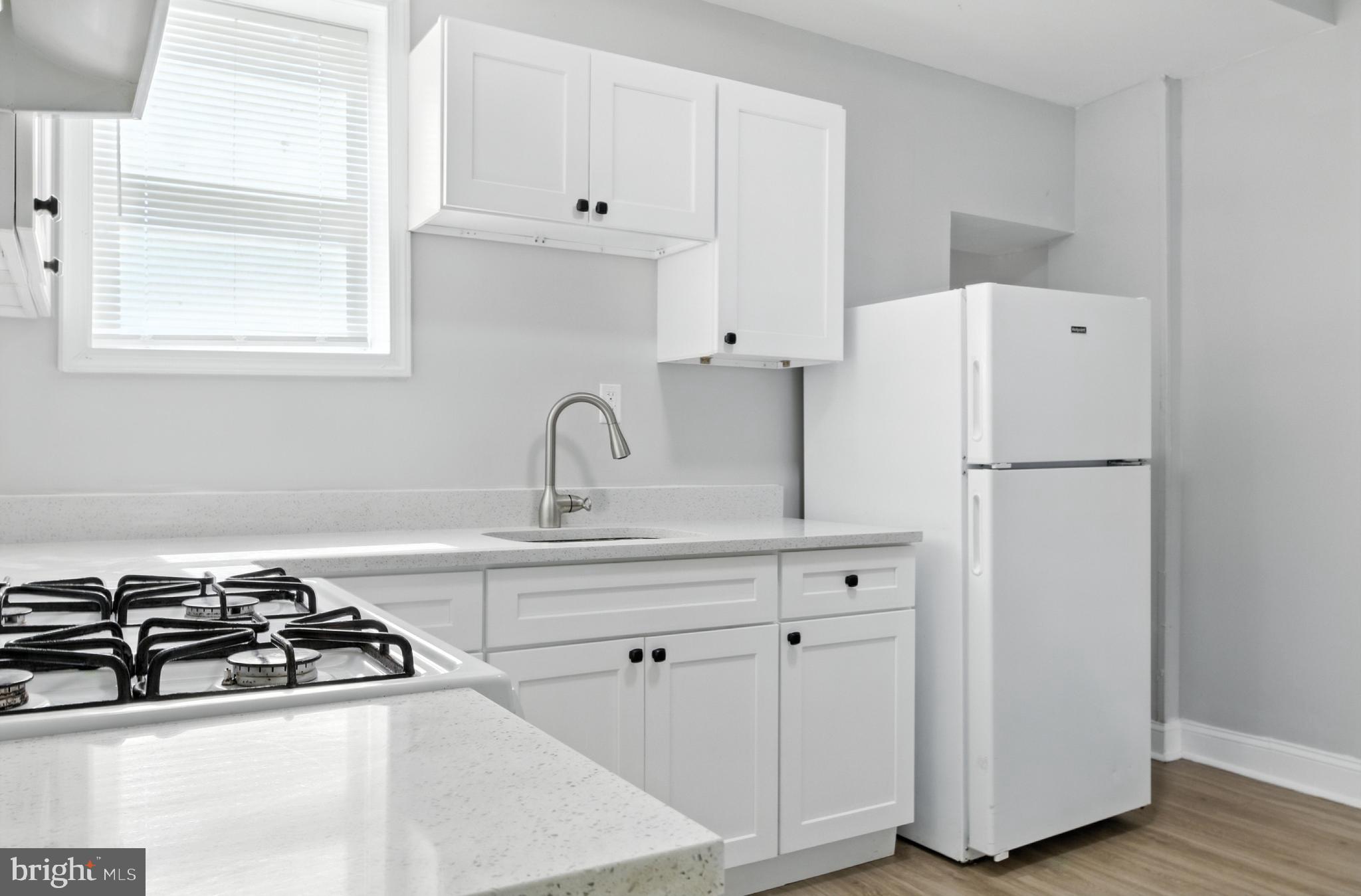 KENSINGTON - Residential Lease