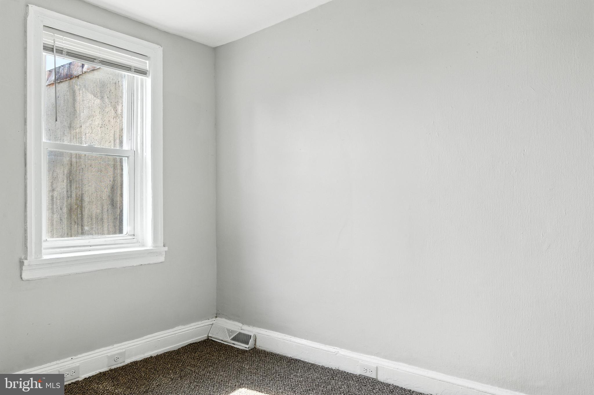 KENSINGTON - Residential Lease