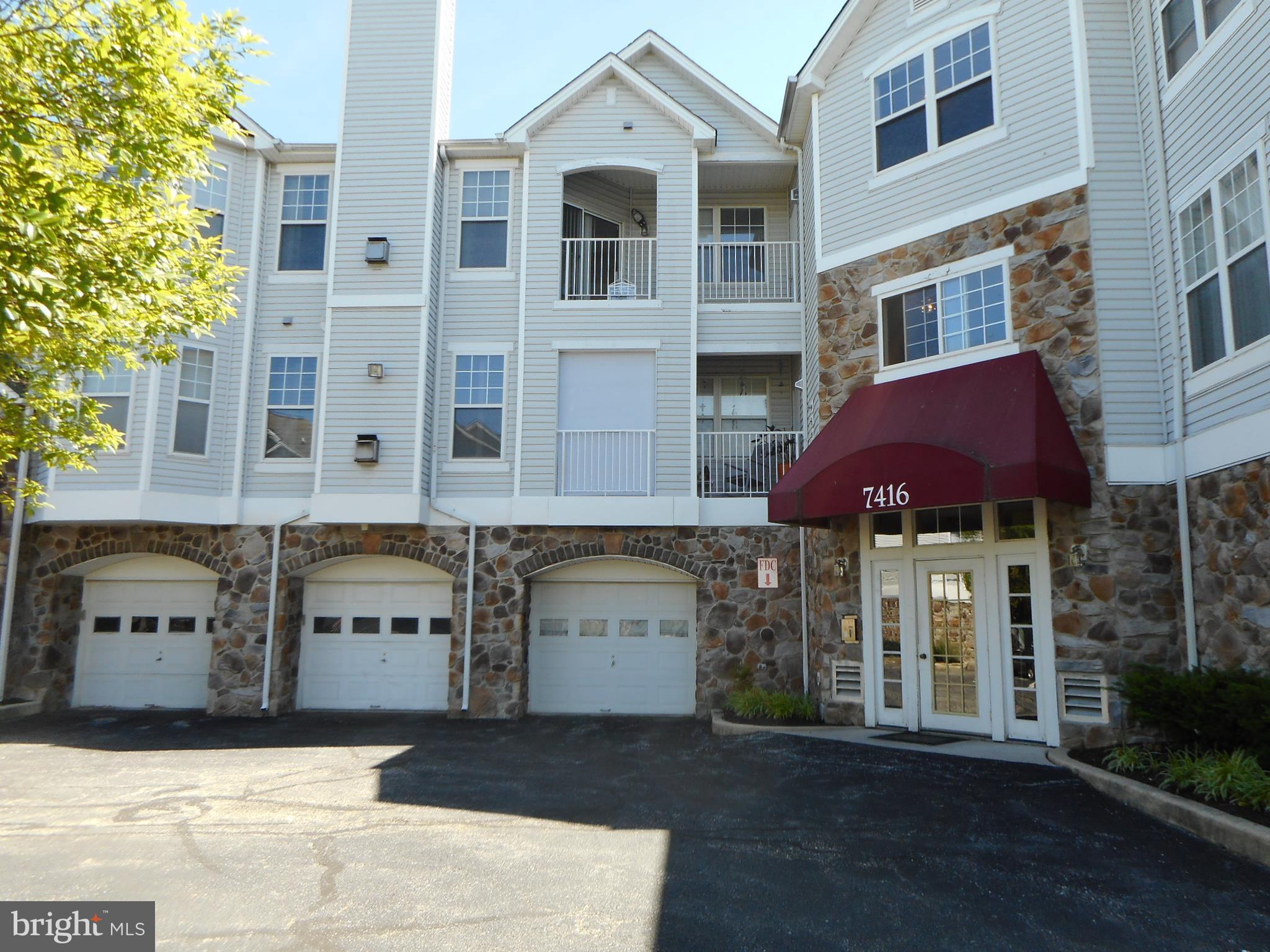 DEVON COURT - Residential