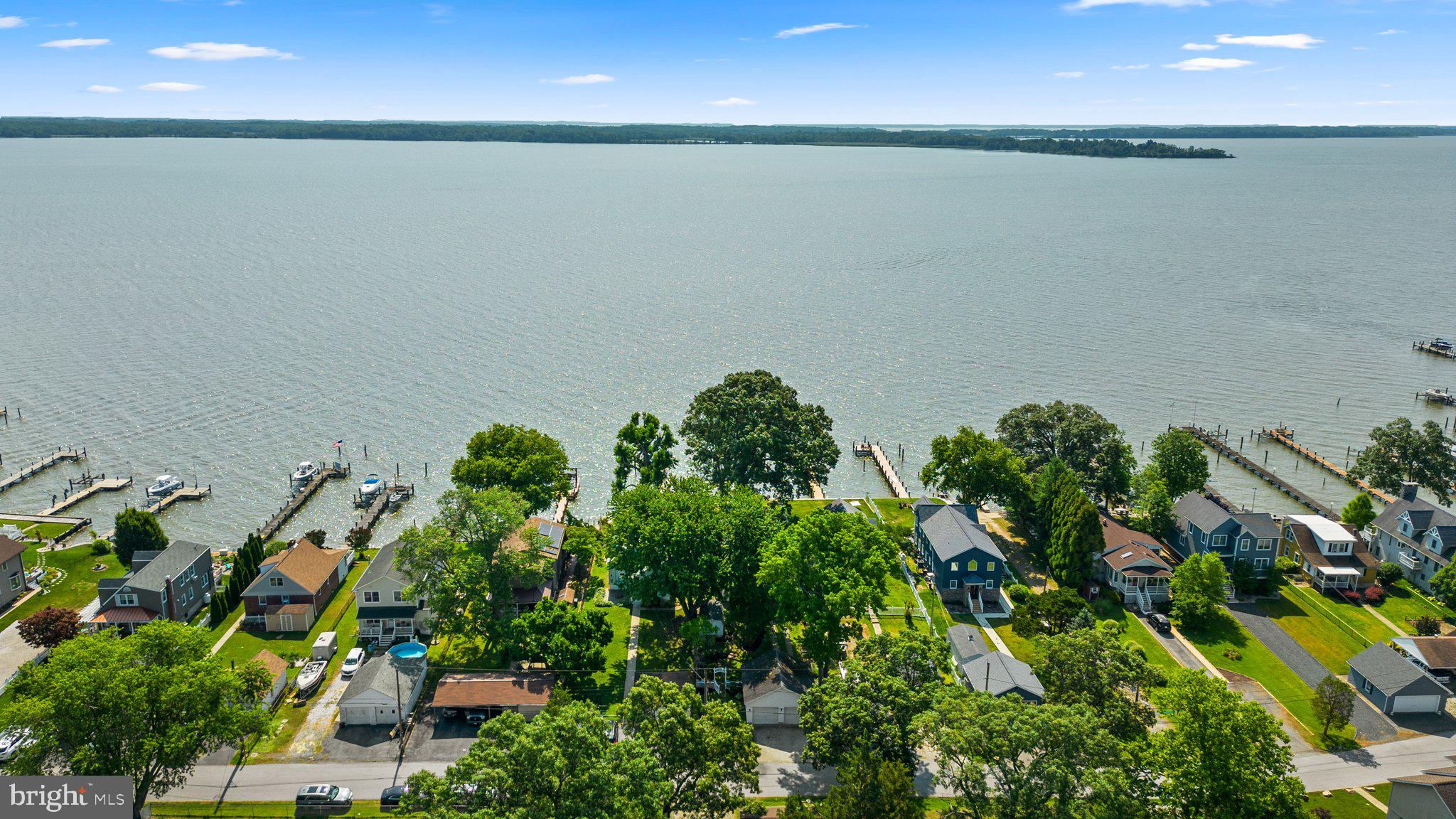 OLIVER BEACH - Residential