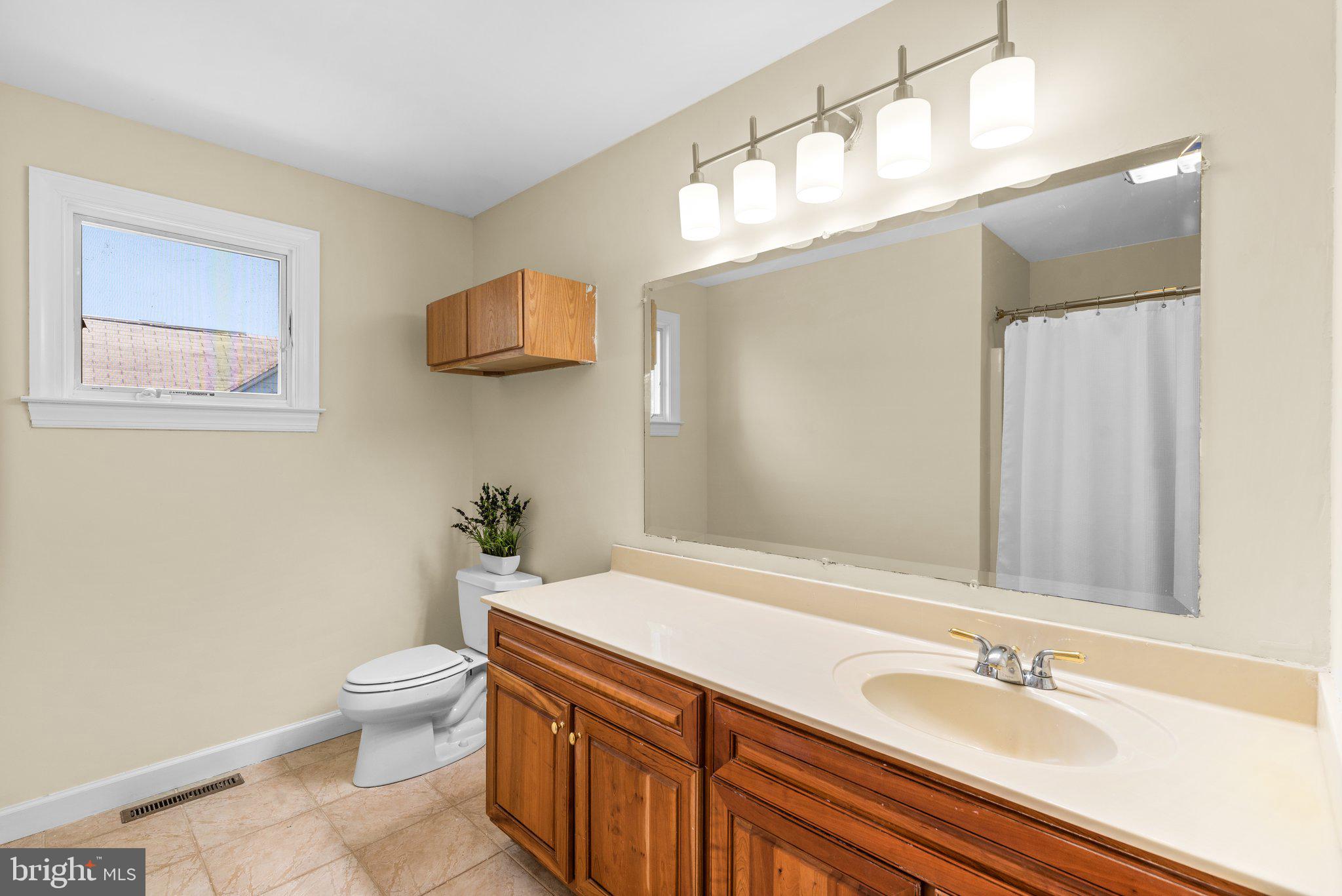 OLIVER BEACH - Residential