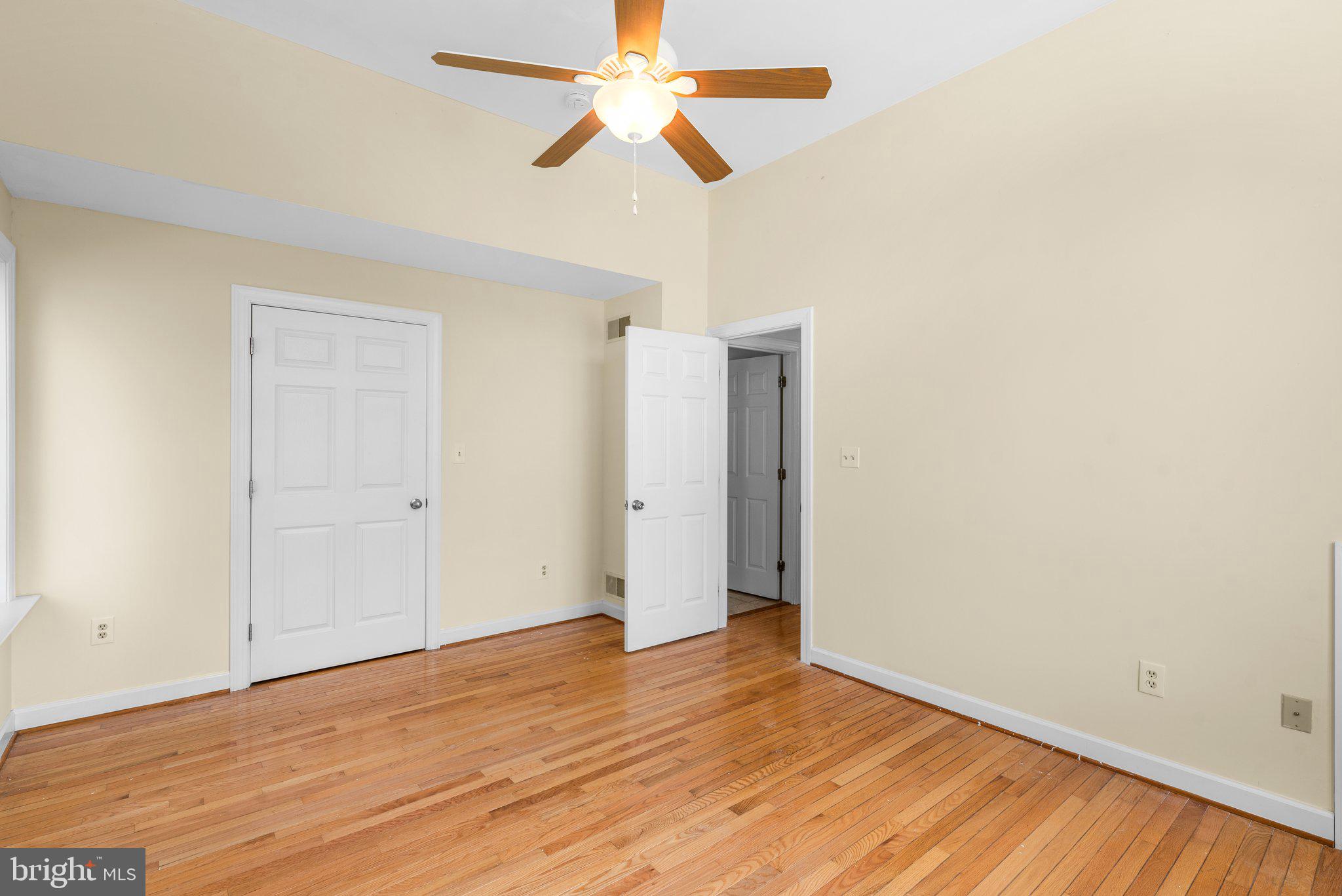 OLIVER BEACH - Residential