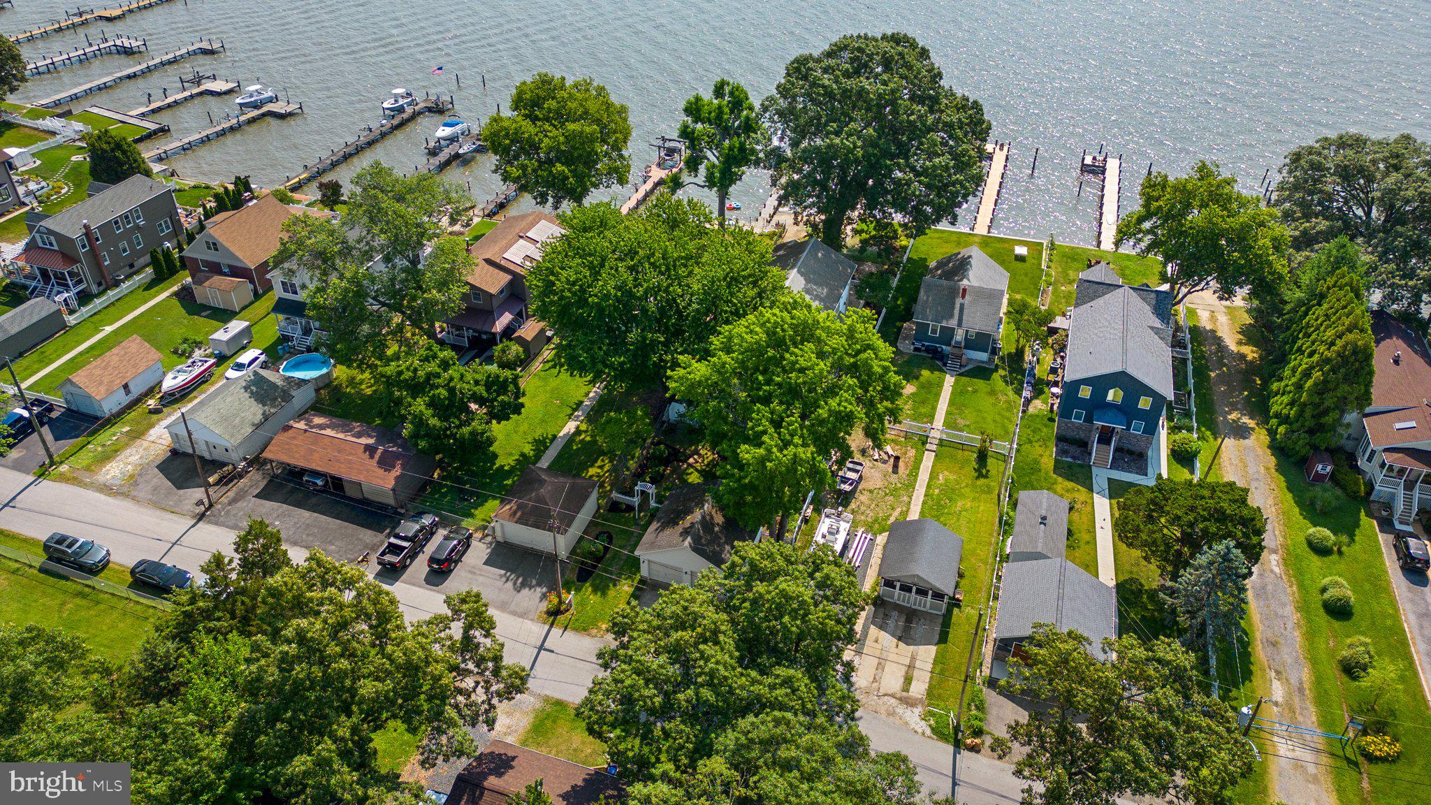 OLIVER BEACH - Residential