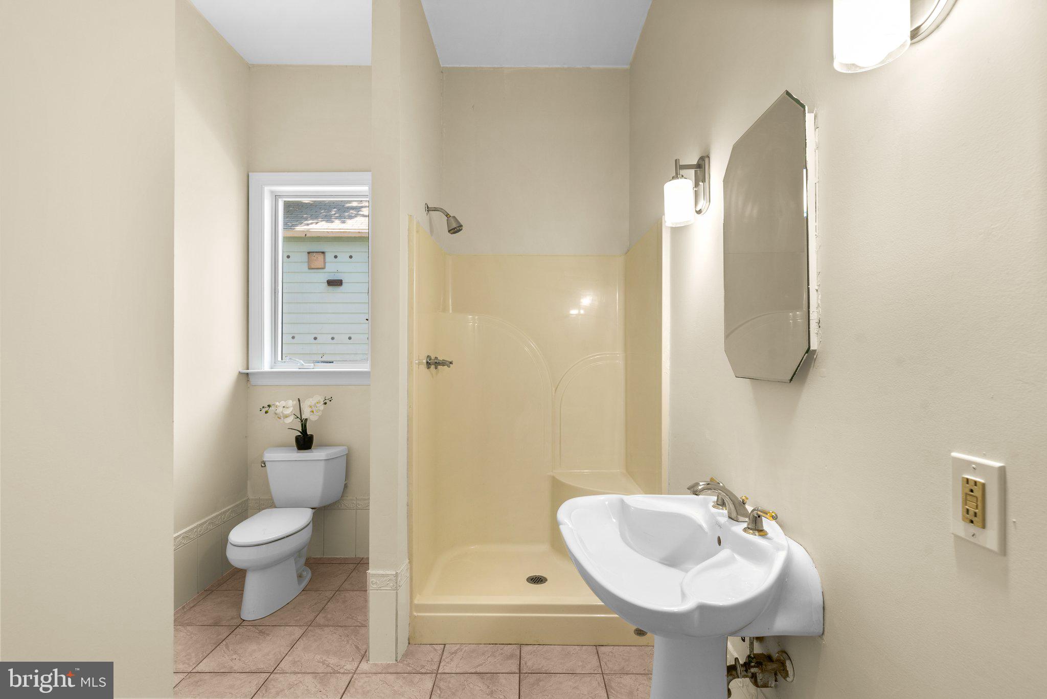 OLIVER BEACH - Residential