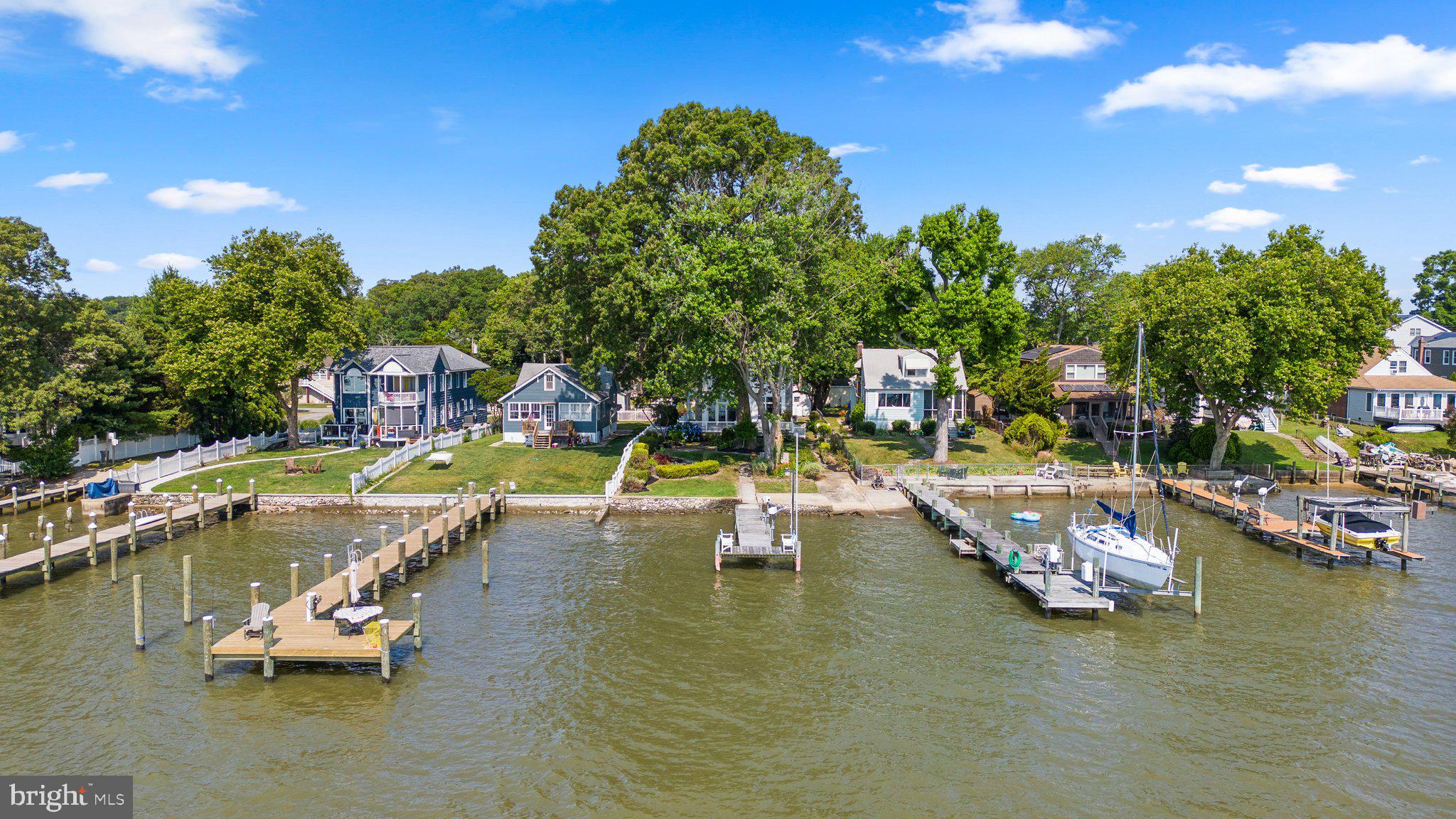 OLIVER BEACH - Residential